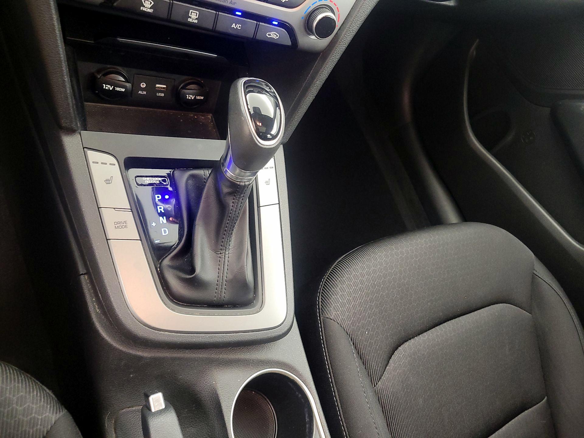 Thumbnail: 2018 Hyundai Elantra - 17
