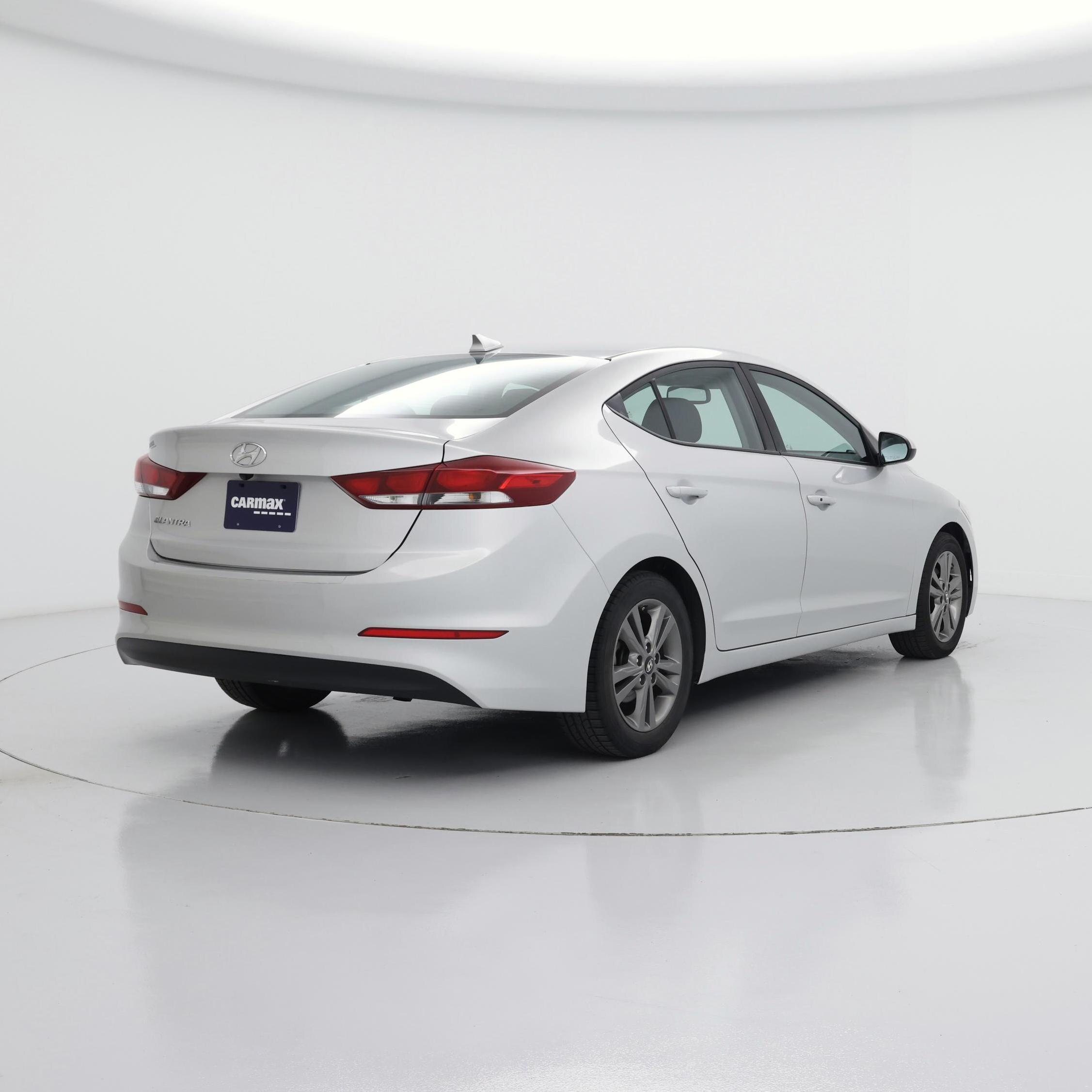 Thumbnail: 2018 Hyundai Elantra - 8