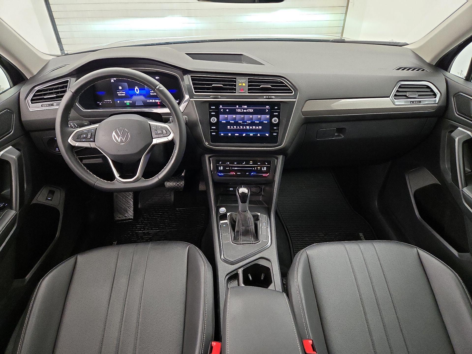 Thumbnail: 2024 Volkswagen Tiguan - 9