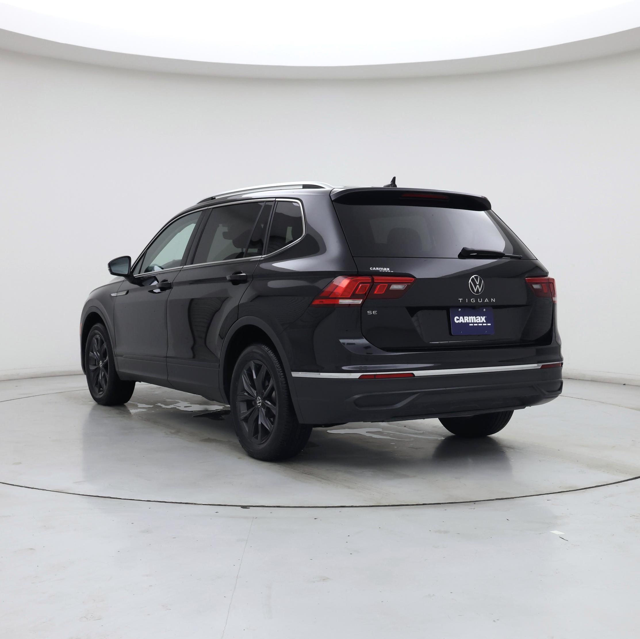 Thumbnail: 2024 Volkswagen Tiguan - 2