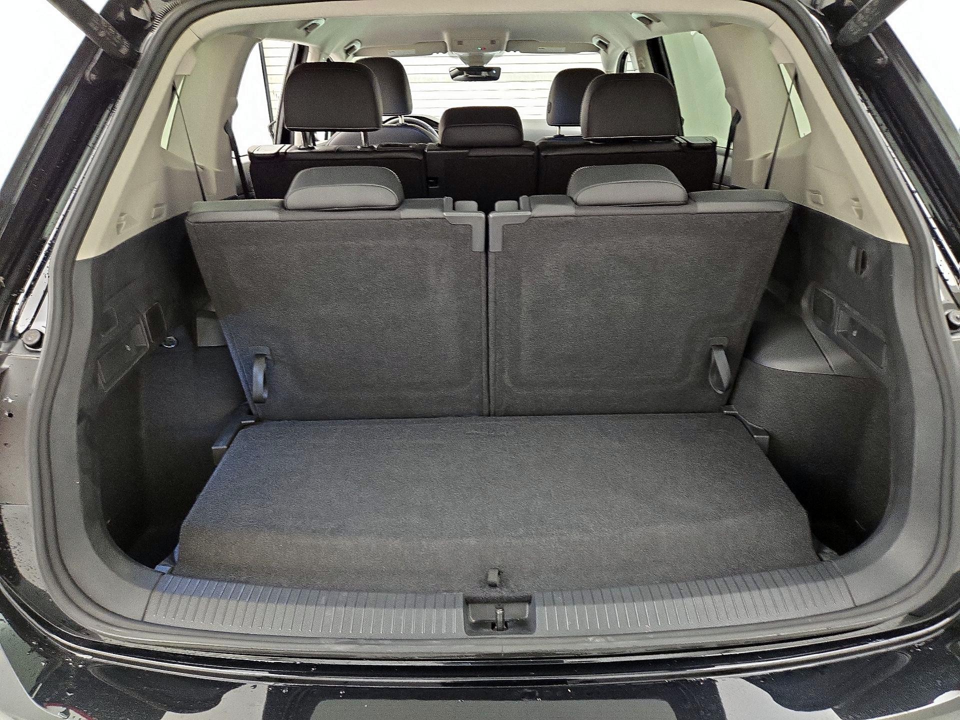 Thumbnail: 2024 Volkswagen Tiguan - 20