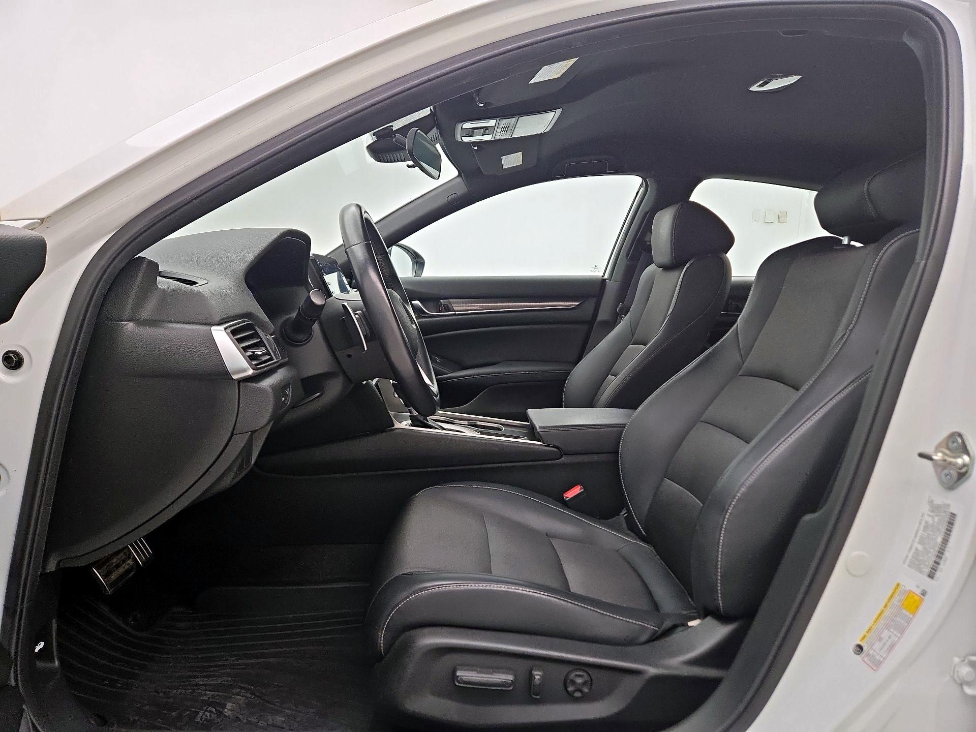 Thumbnail: 2018 Honda Accord - 11