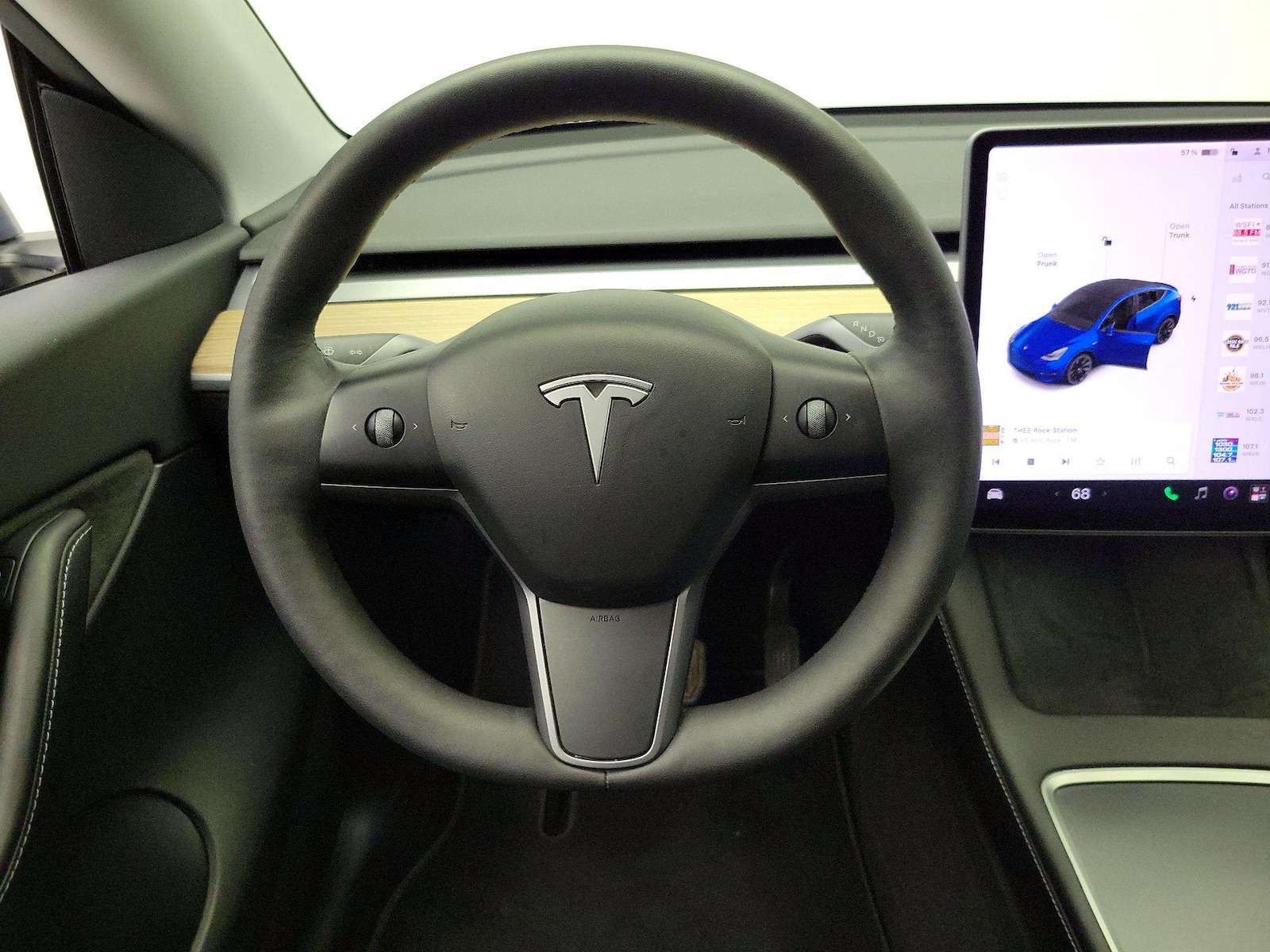 2021 Tesla Model Y Long Range - Photo 11
