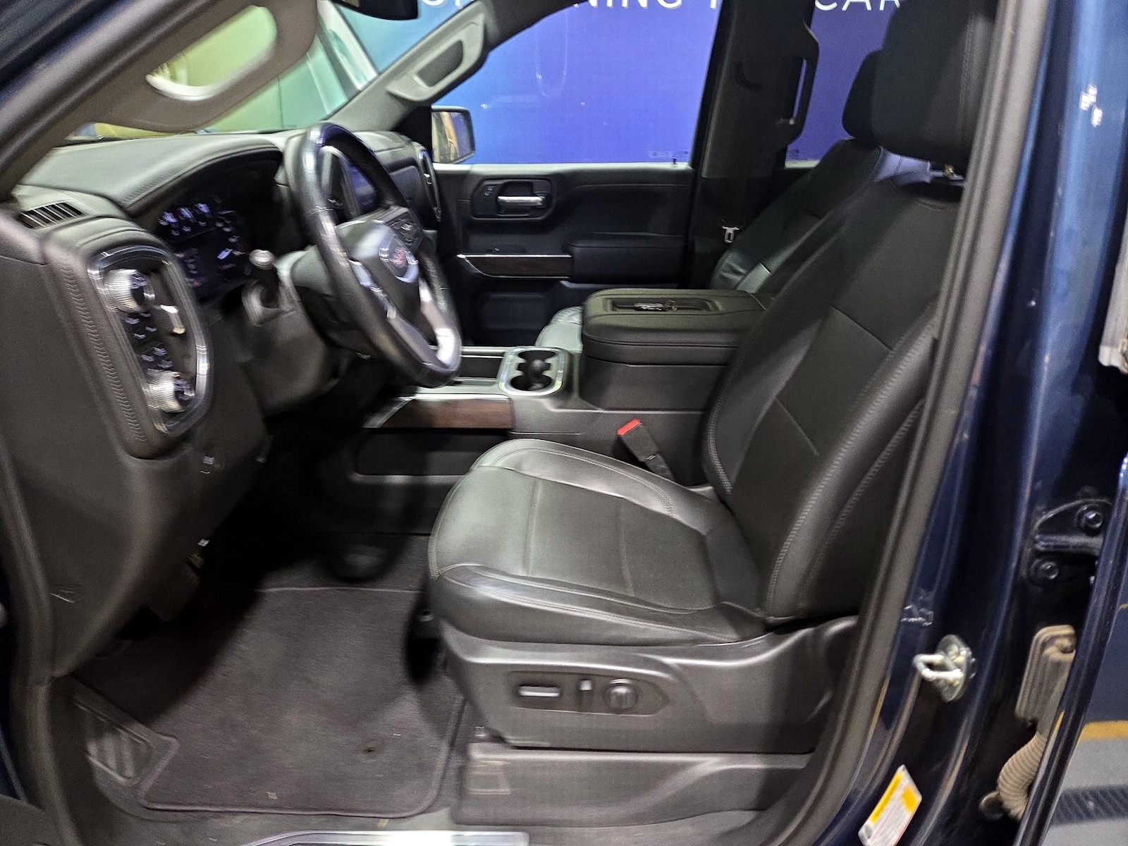 2020 GMC Sierra 1500 SLT - Photo 10