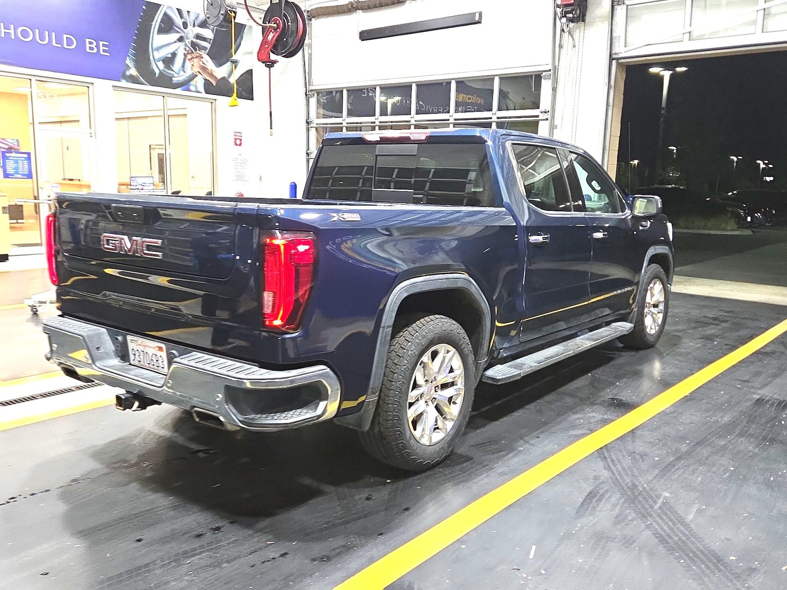 2020 GMC Sierra 1500 SLT - Photo 5