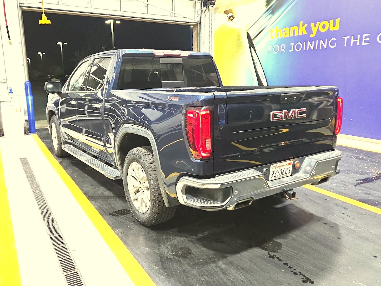 2020 GMC Sierra 1500 SLT - Photo 7