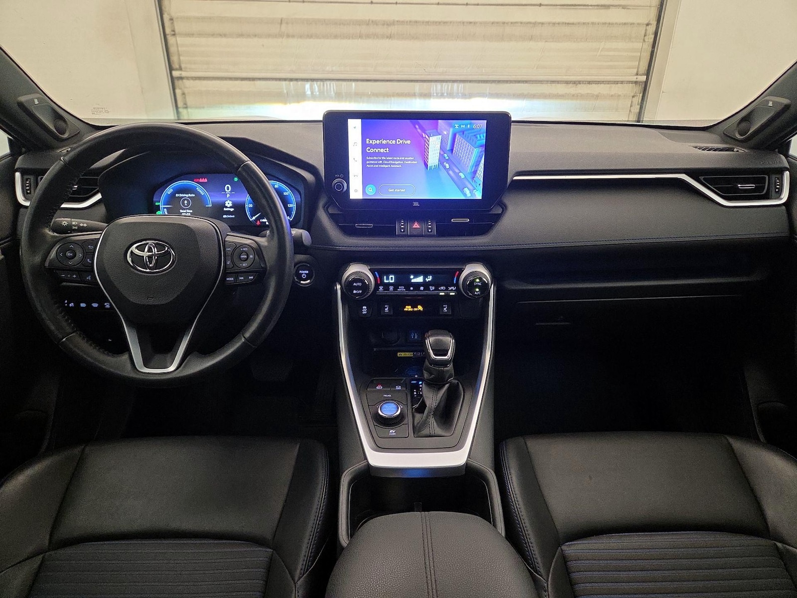 2023 Toyota RAV4 XSE - Photo 10