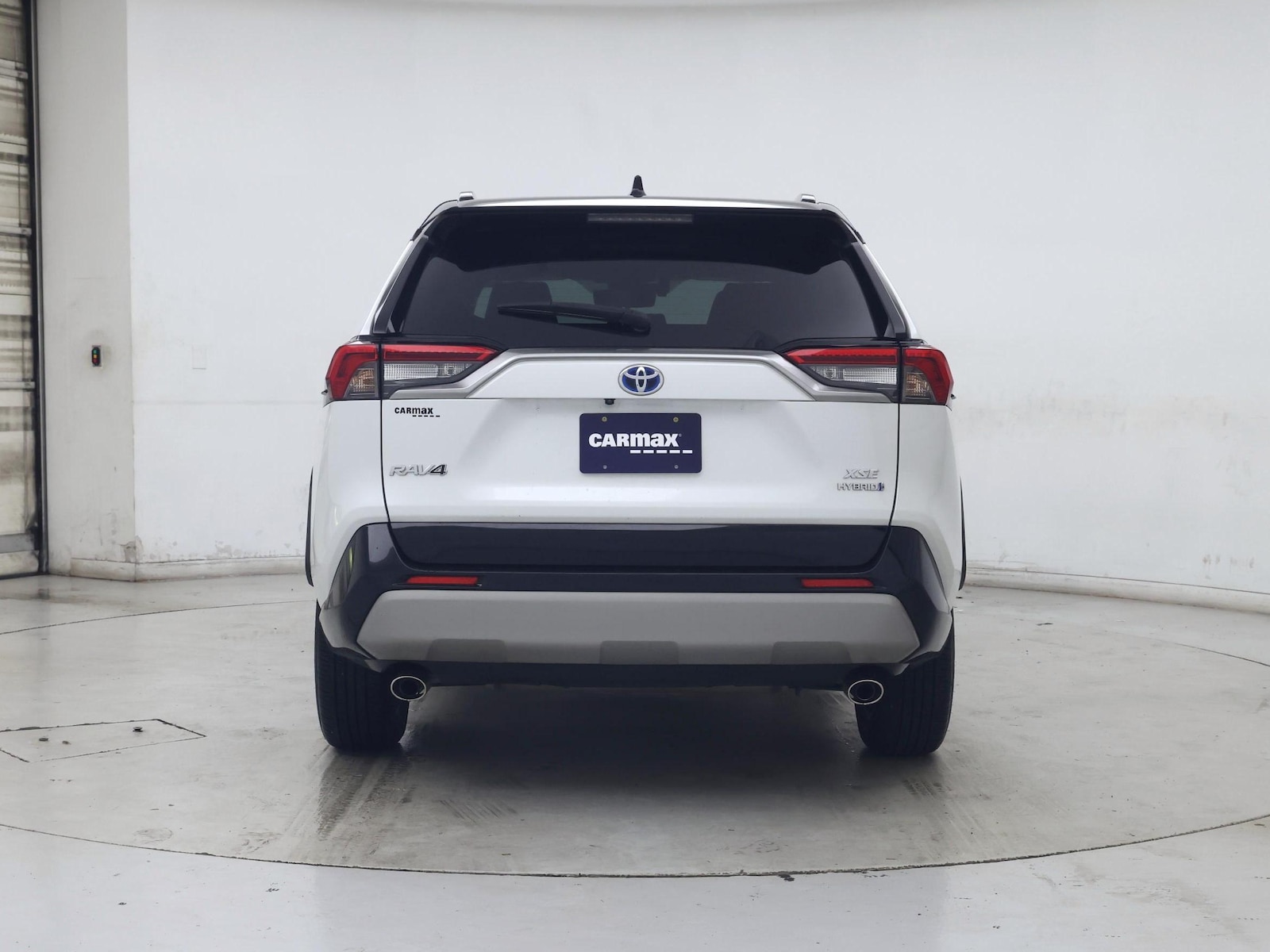 2023 Toyota RAV4 XSE - Photo 7