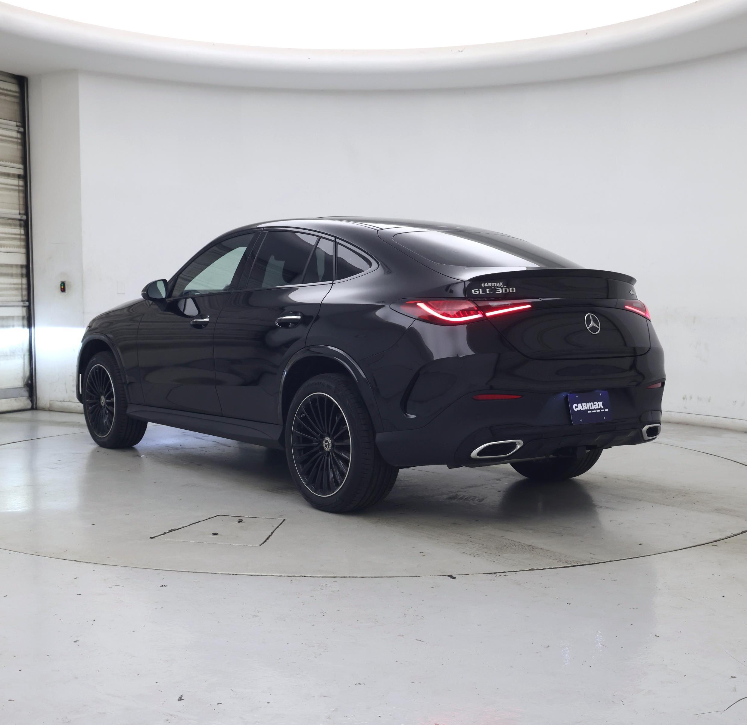 Thumbnail: 2025 Mercedes-Benz GLC - 2
