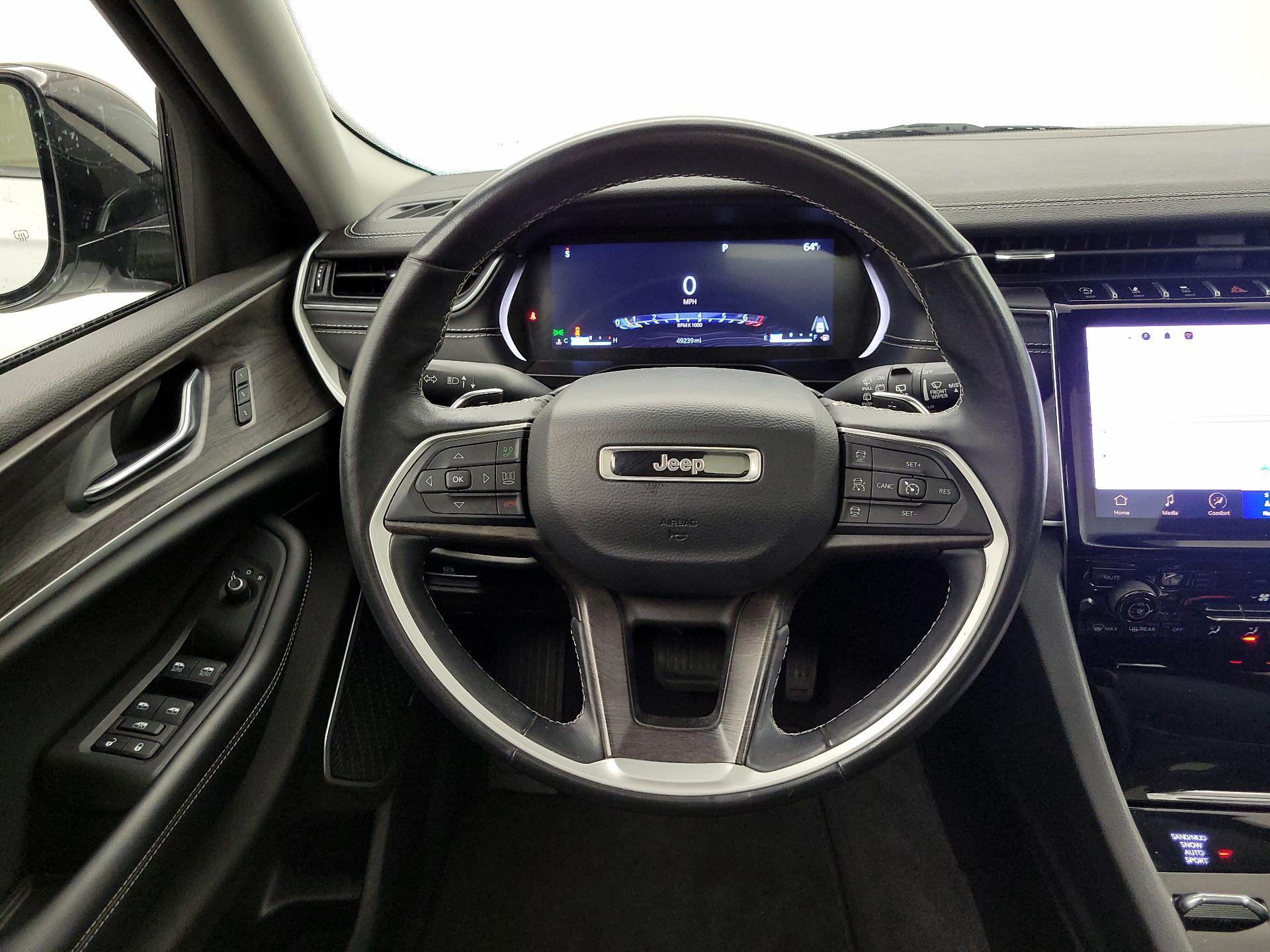 Thumbnail: 2022 Jeep Grand Cherokee - 10