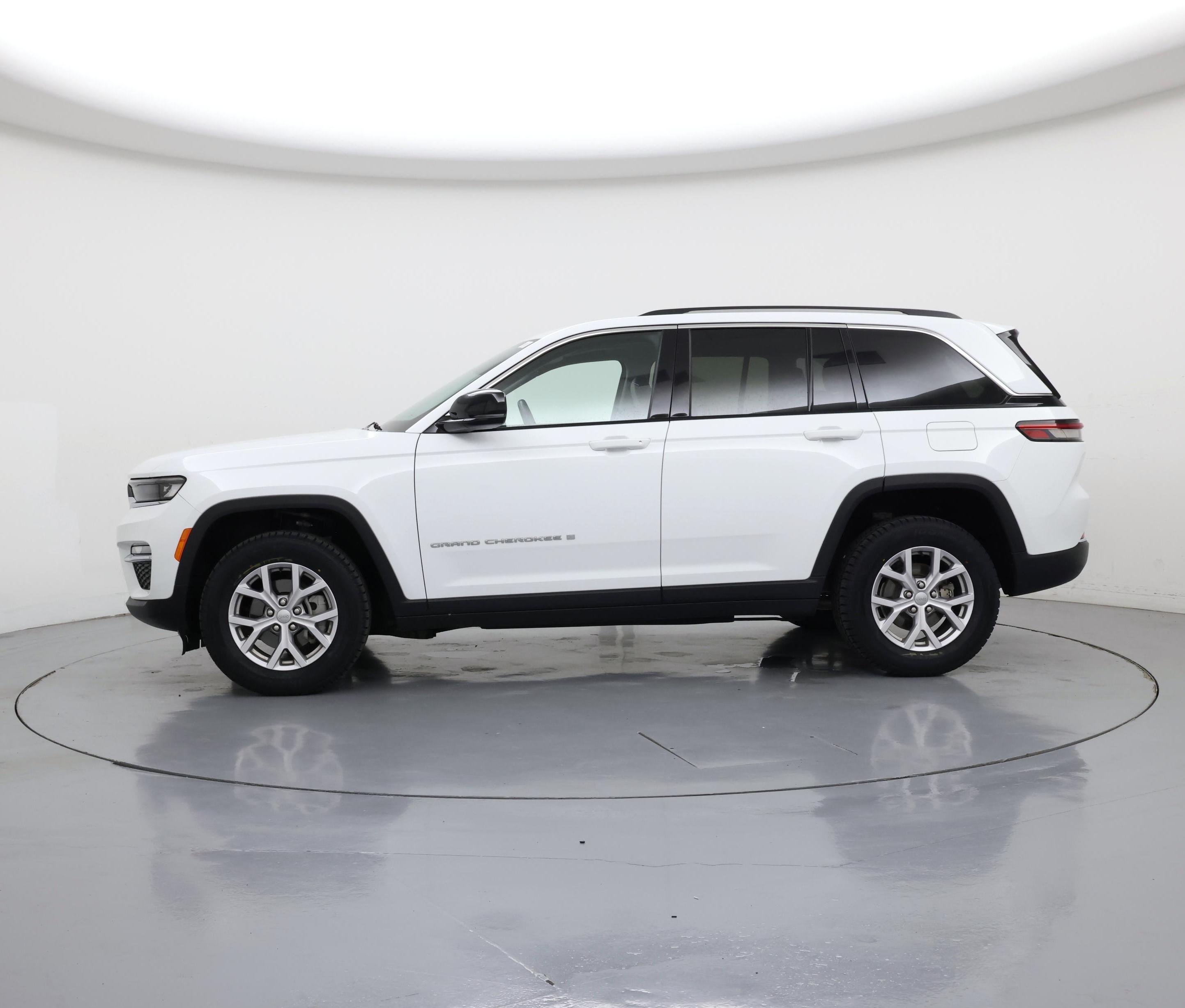 Thumbnail: 2022 Jeep Grand Cherokee - 3