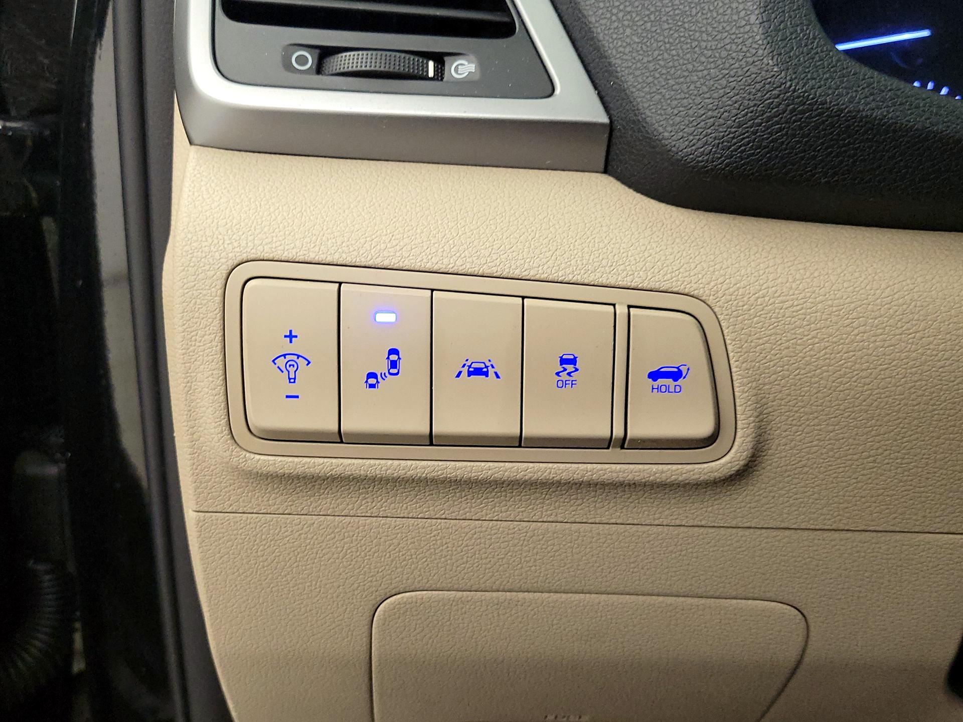 Thumbnail: 2017 Hyundai Tucson - 13