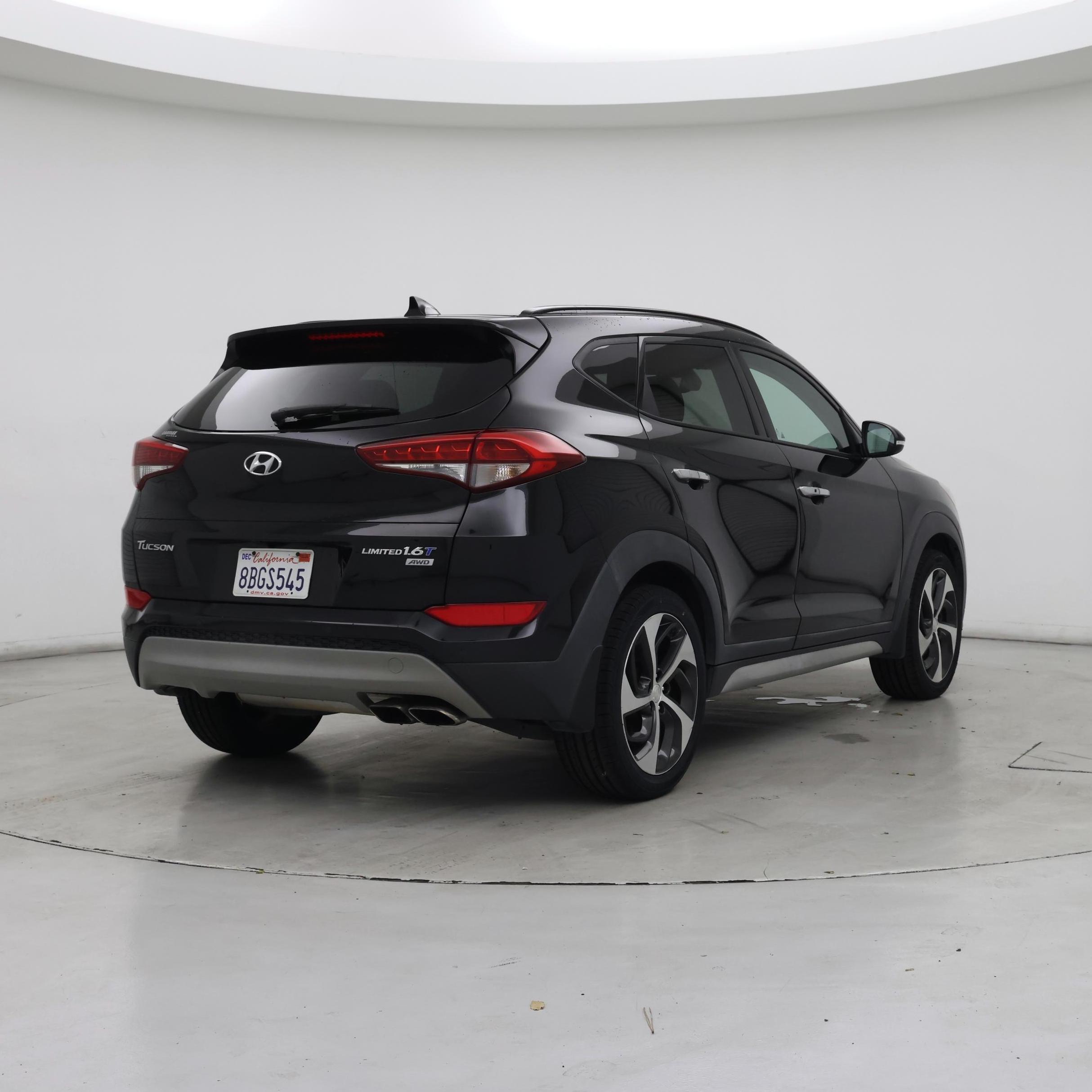 Thumbnail: 2017 Hyundai Tucson - 8