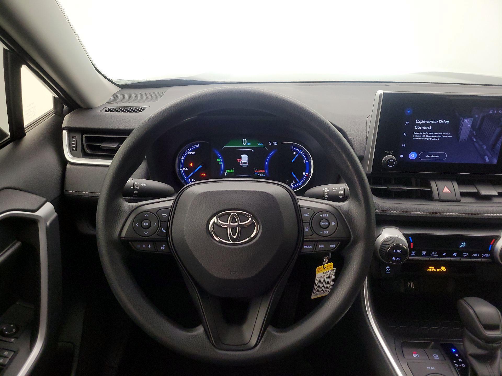 Thumbnail: 2025 Toyota RAV4 - 10