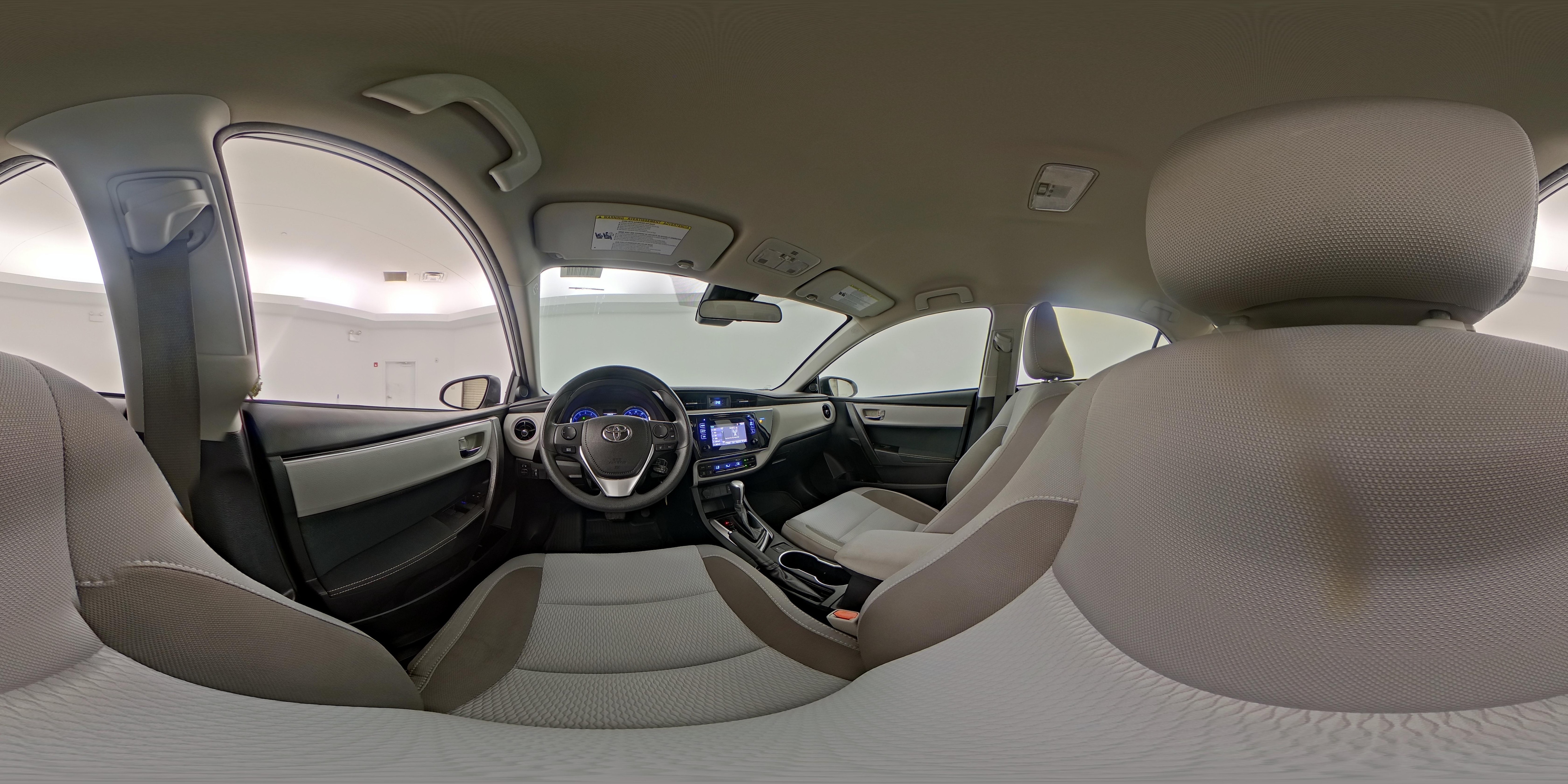 2018 Toyota Corolla LE - Photo 24