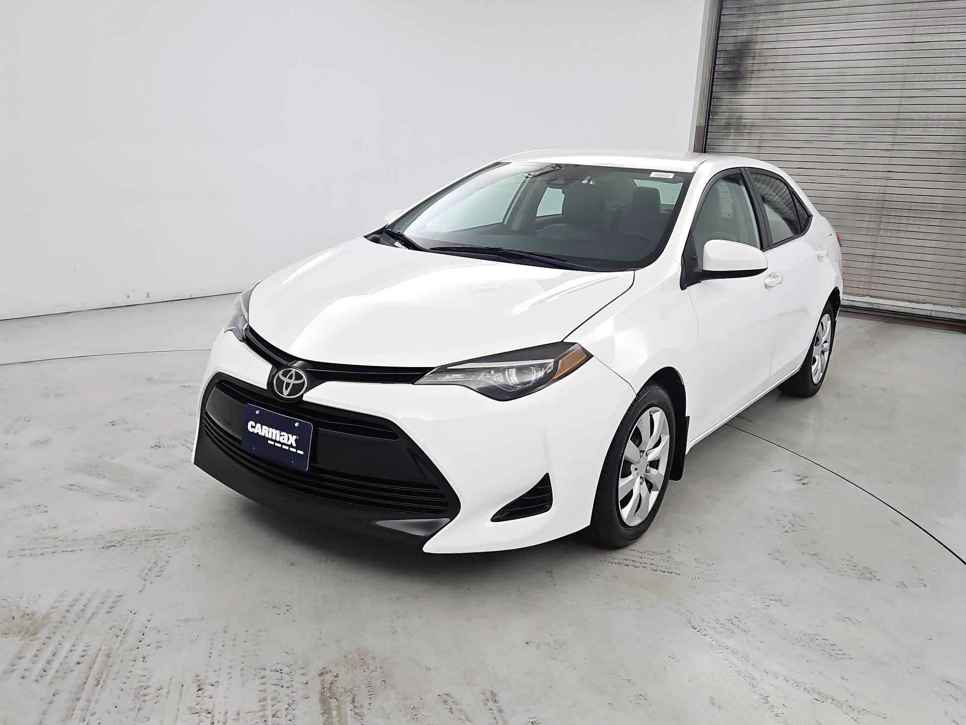Thumbnail: 2018 Toyota Corolla - 3