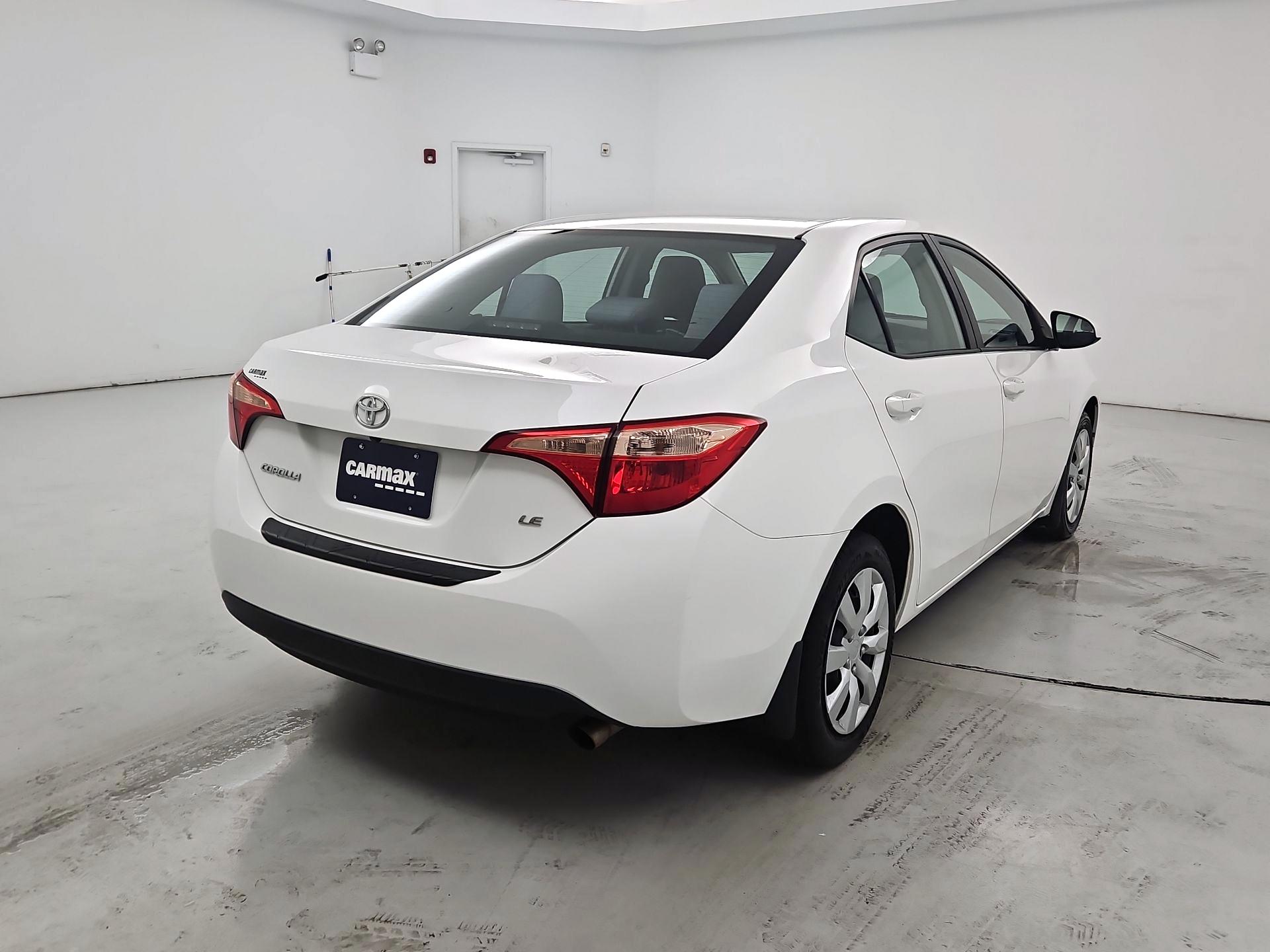 Thumbnail: 2018 Toyota Corolla - 5