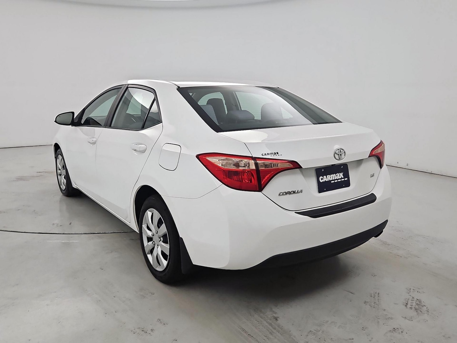 2018 Toyota Corolla LE - Photo 7