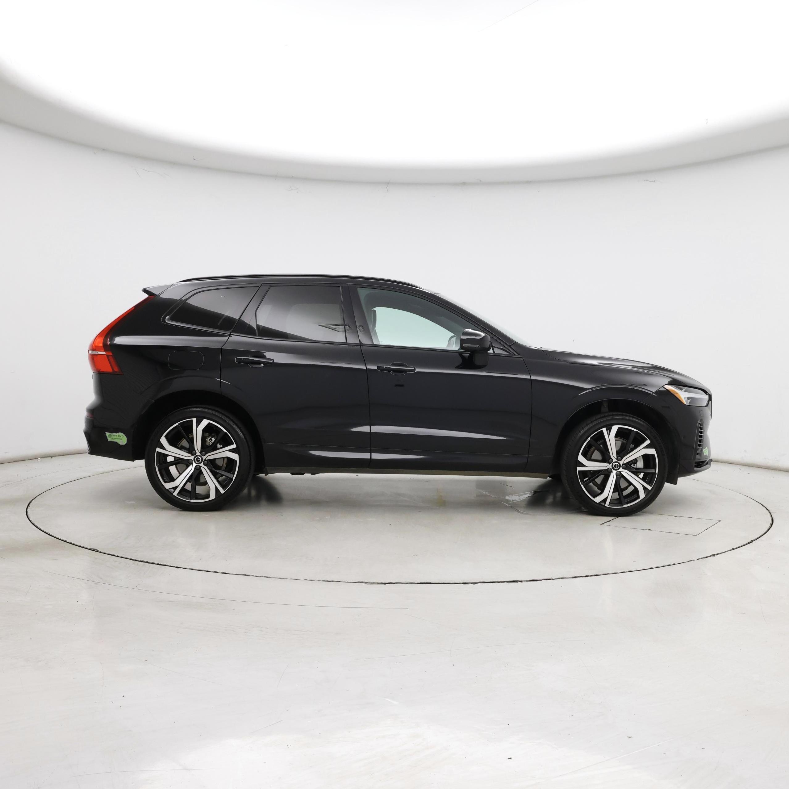 Thumbnail: 2022 Volvo XC60 - 7