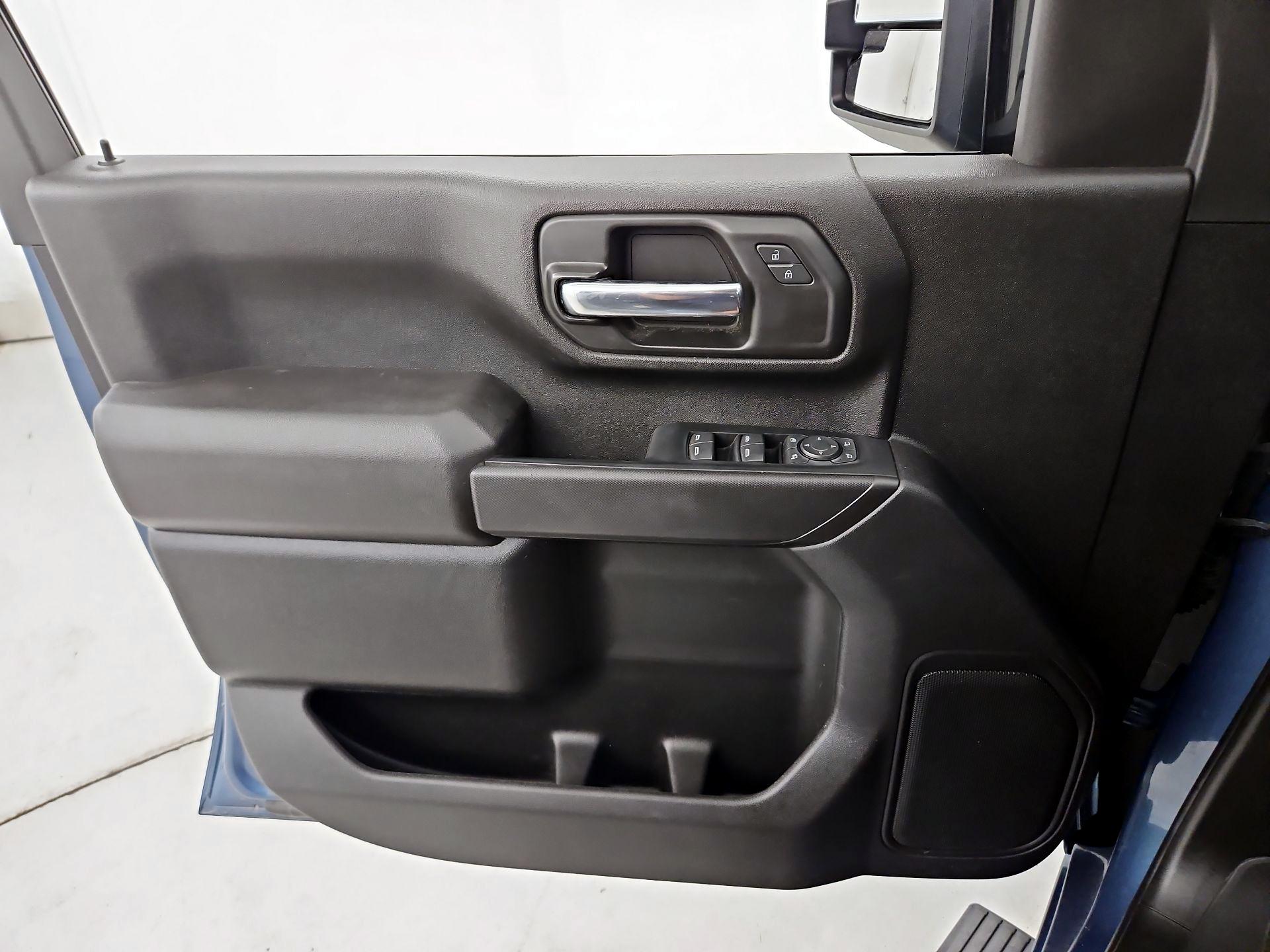 Thumbnail: 2024 Chevrolet Silverado 2500 - 12