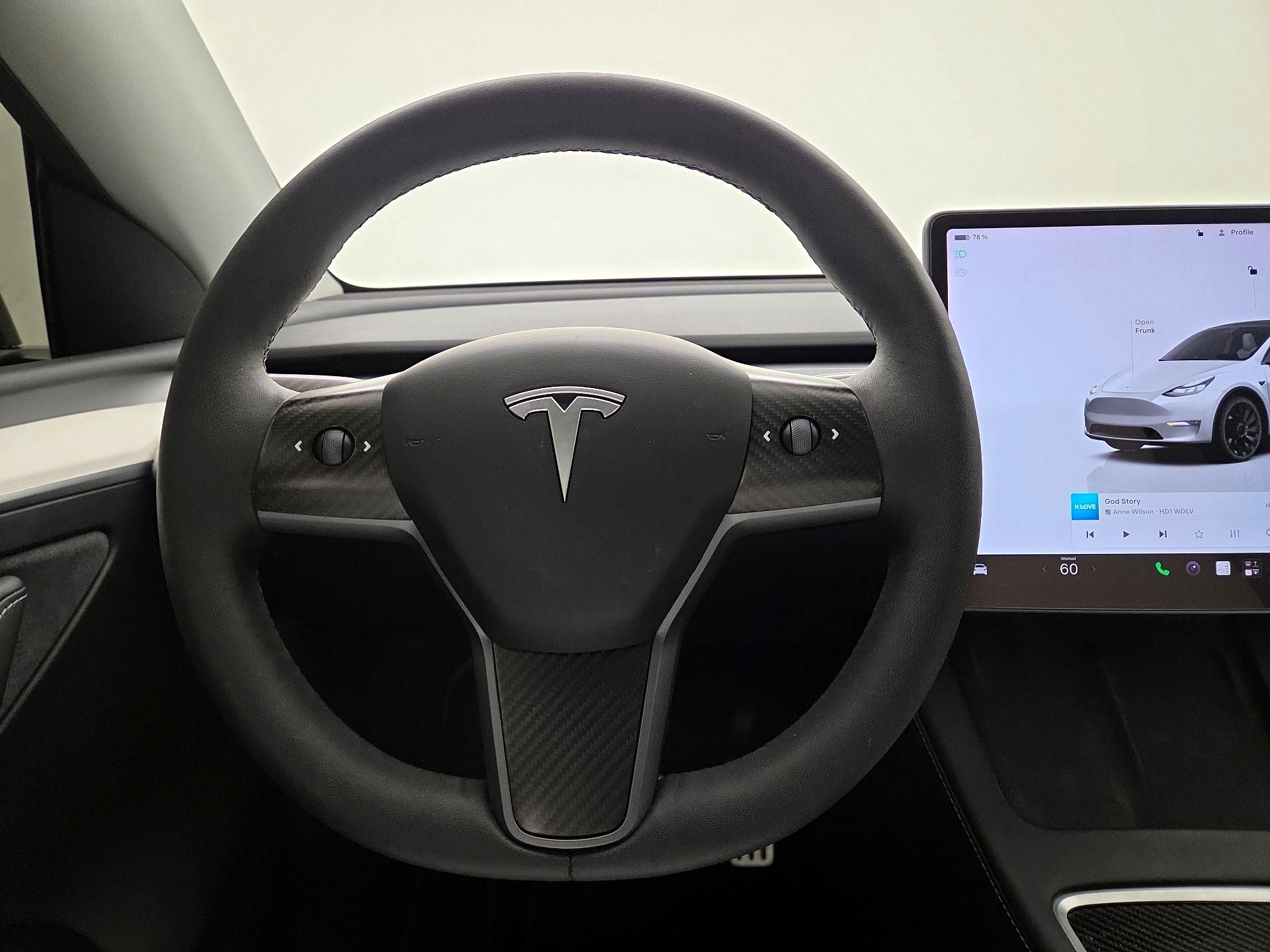 Thumbnail: 2023 Tesla Model Y - 10