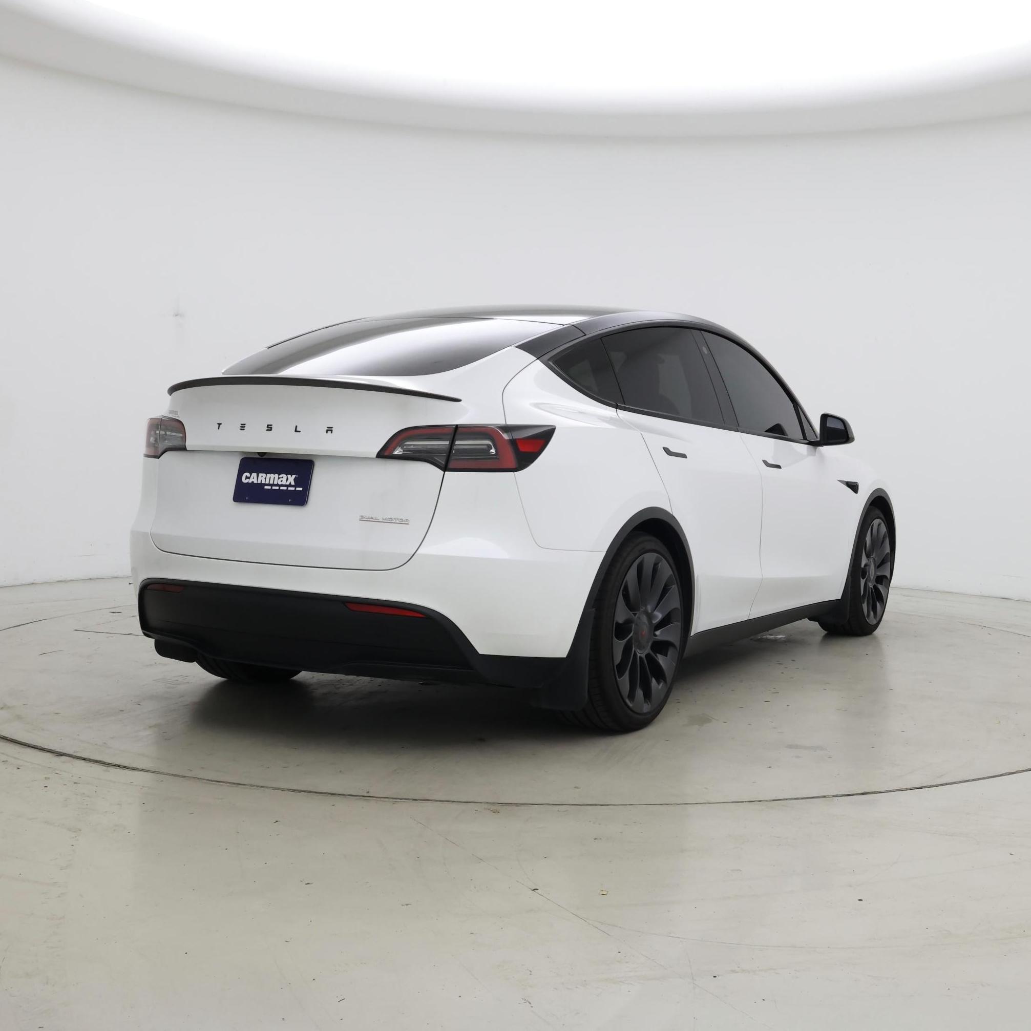 Thumbnail: 2023 Tesla Model Y - 8