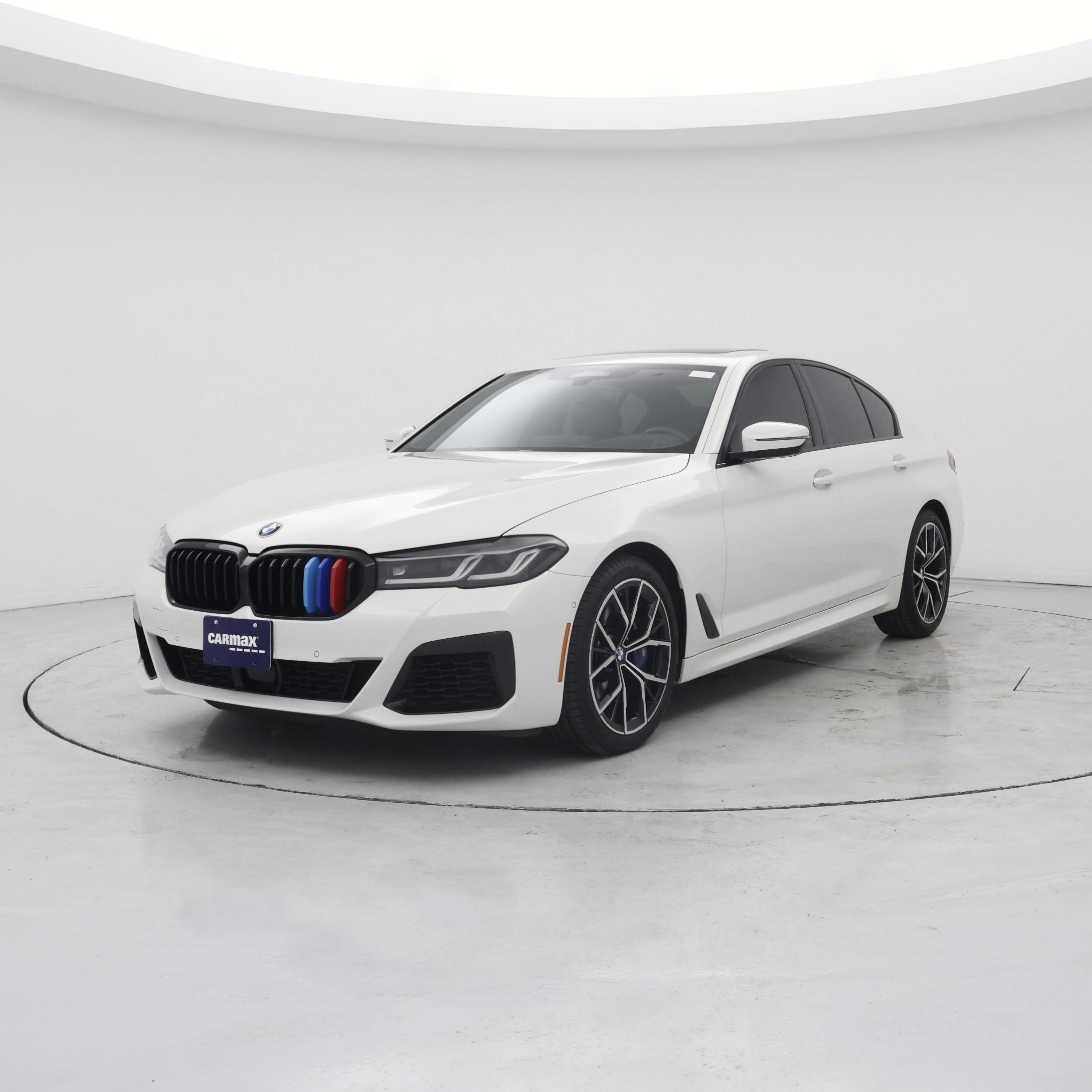 Thumbnail: 2023 BMW 5 Series - 4
