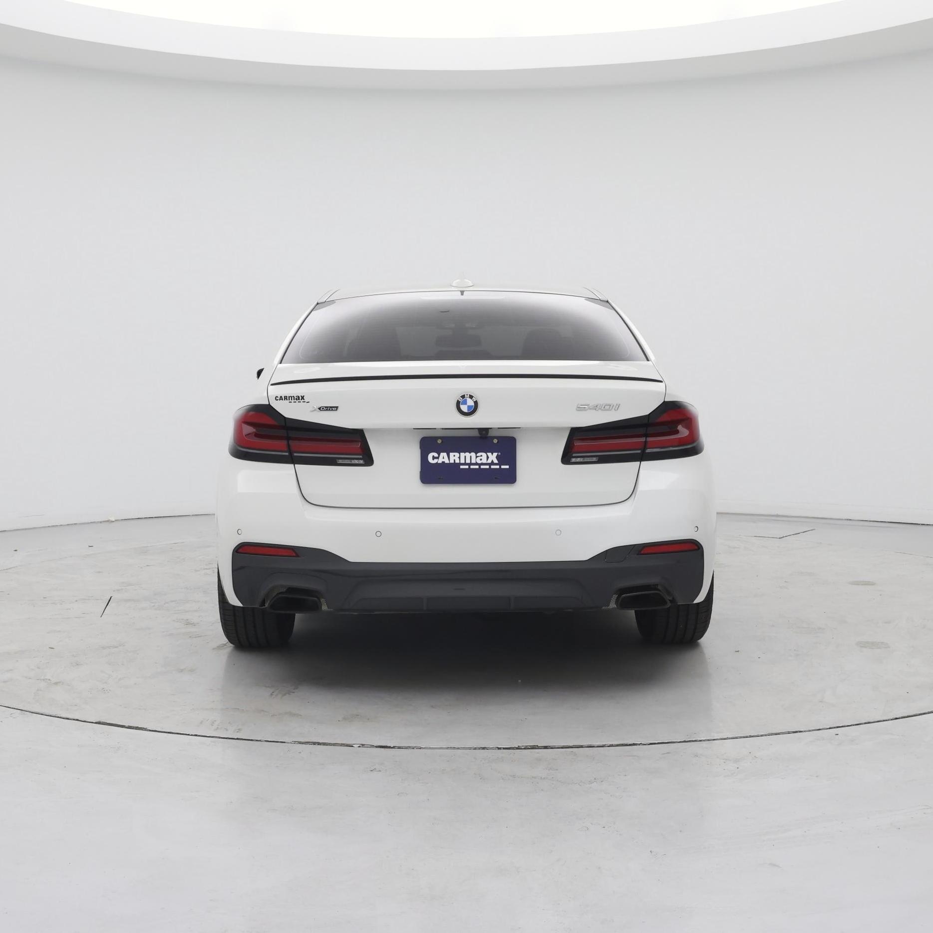 Thumbnail: 2023 BMW 5 Series - 6