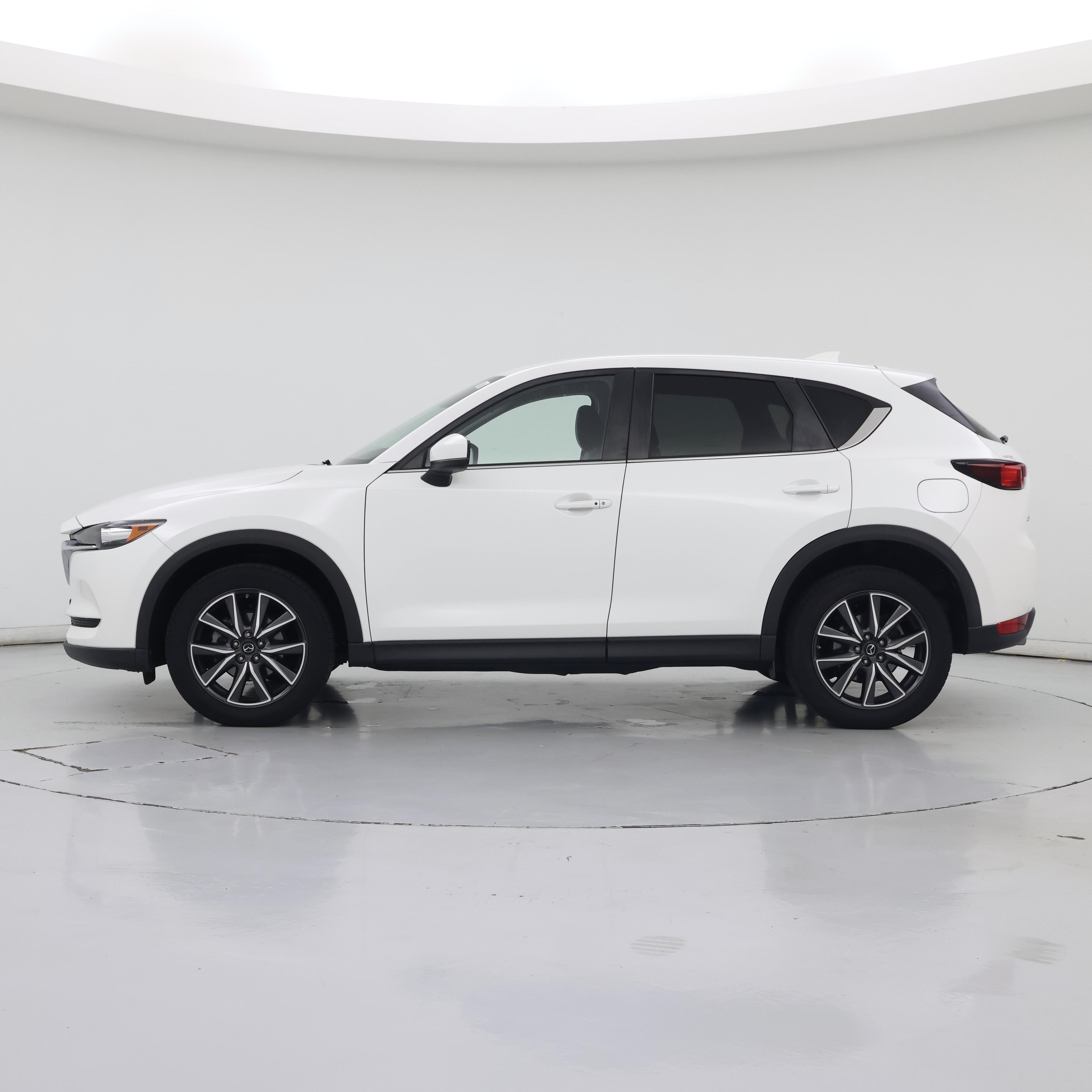 Thumbnail: 2018 Mazda CX-5 - 3