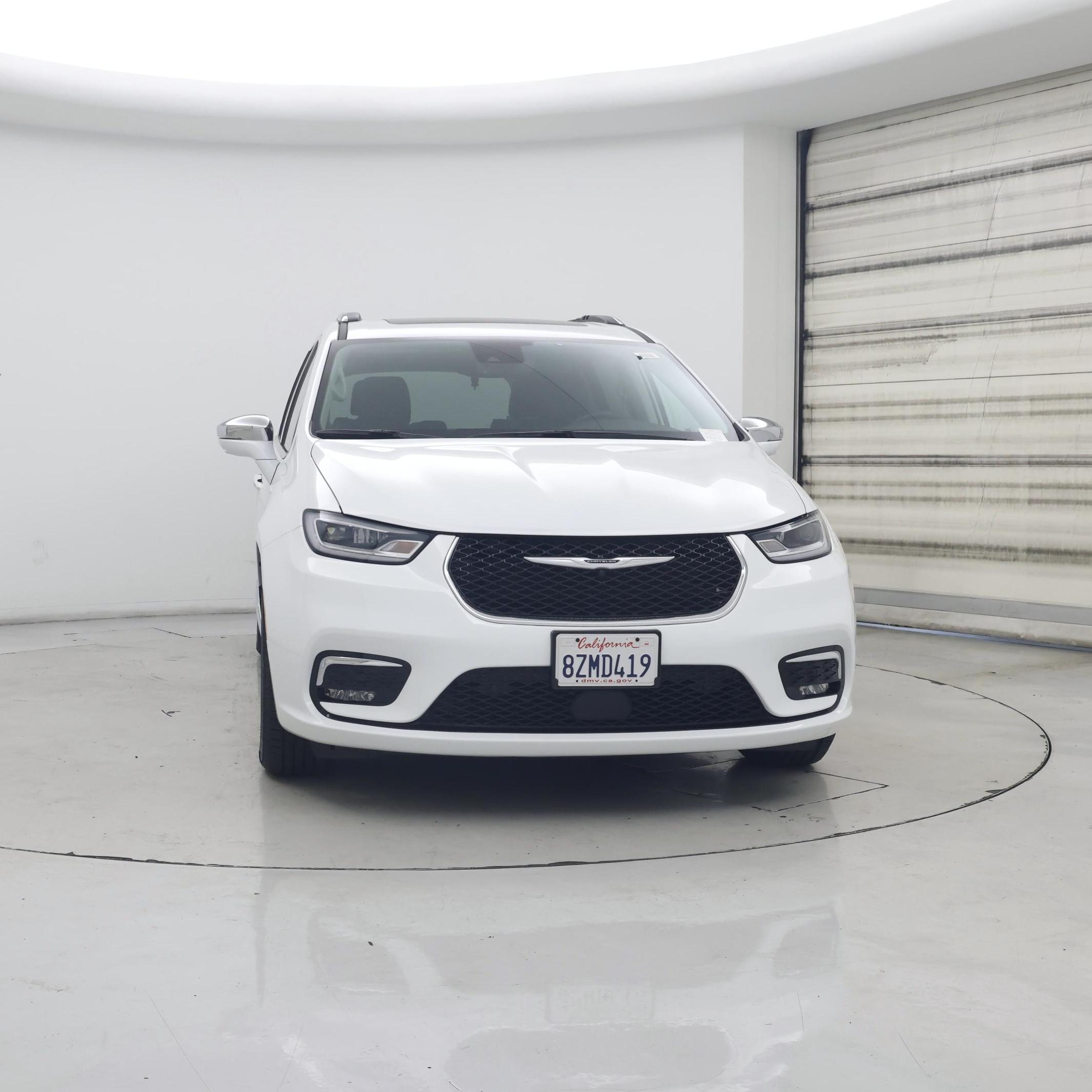Thumbnail: 2021 Chrysler Pacifica - 5