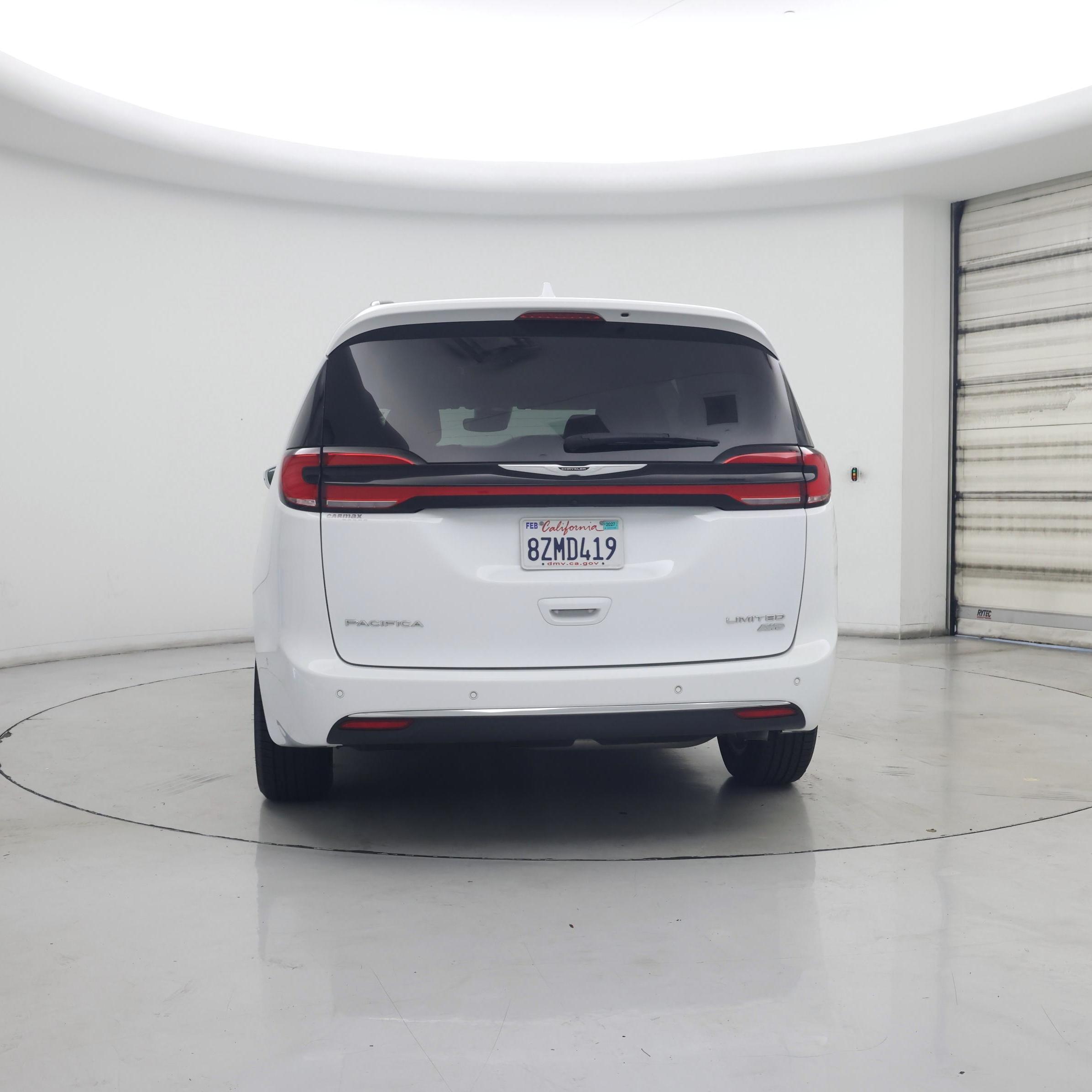 Thumbnail: 2021 Chrysler Pacifica - 6