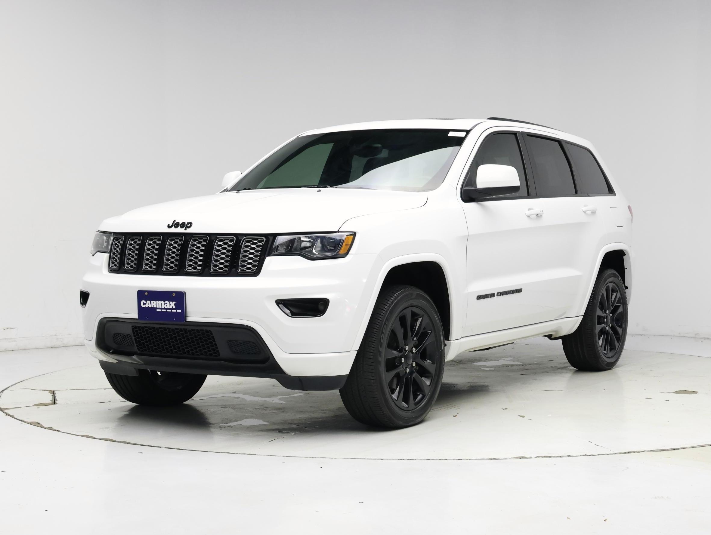 Thumbnail: 2017 Jeep Grand Cherokee - 4