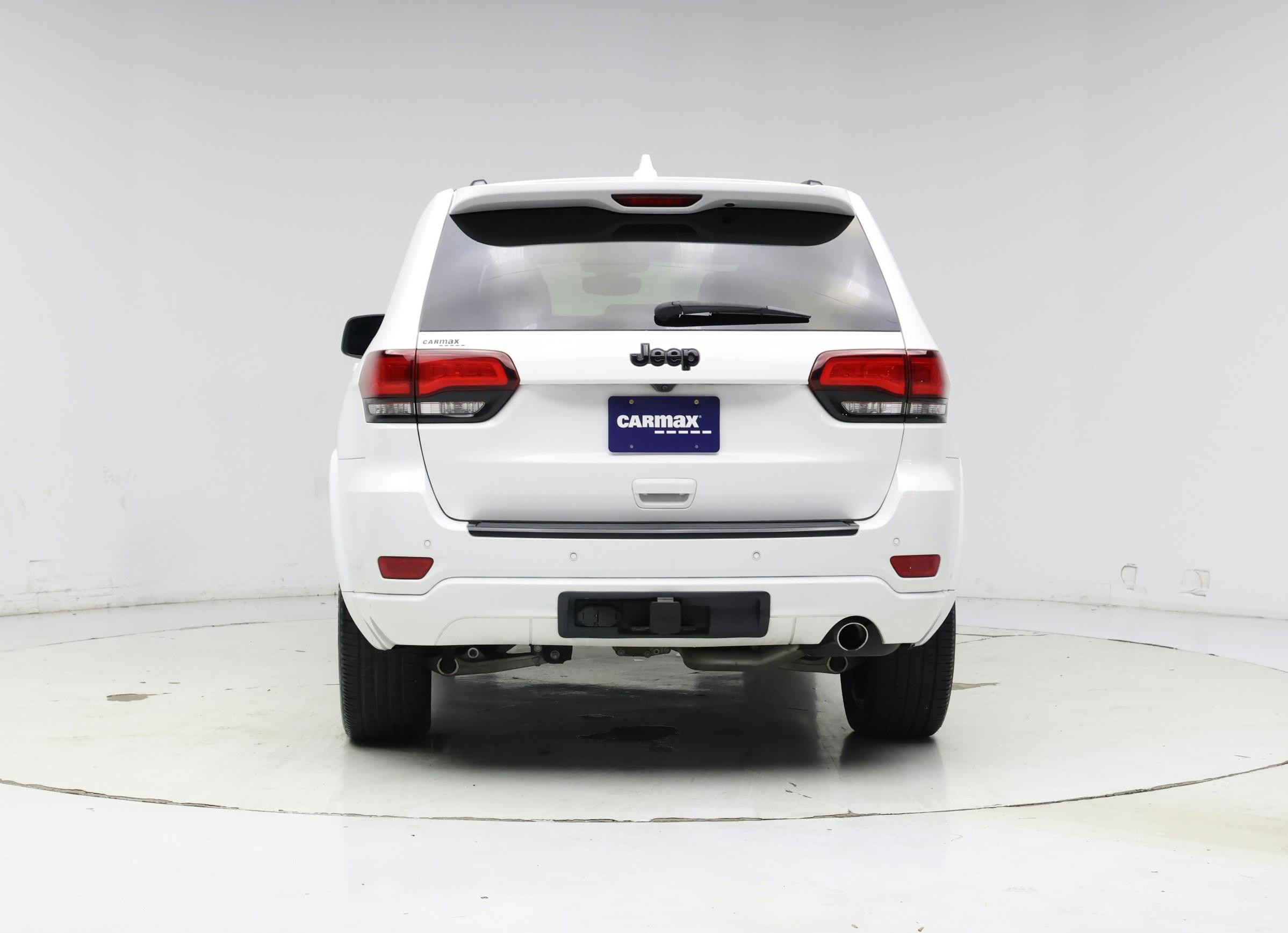 Thumbnail: 2017 Jeep Grand Cherokee - 6