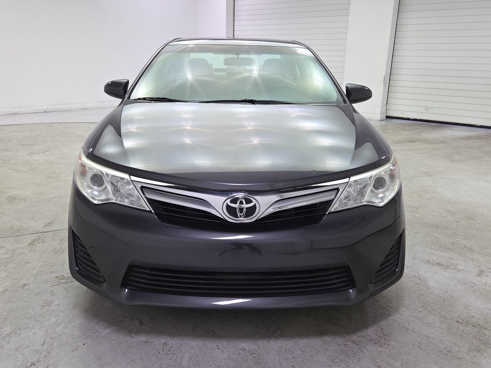 Thumbnail: 2014 Toyota Camry - 2