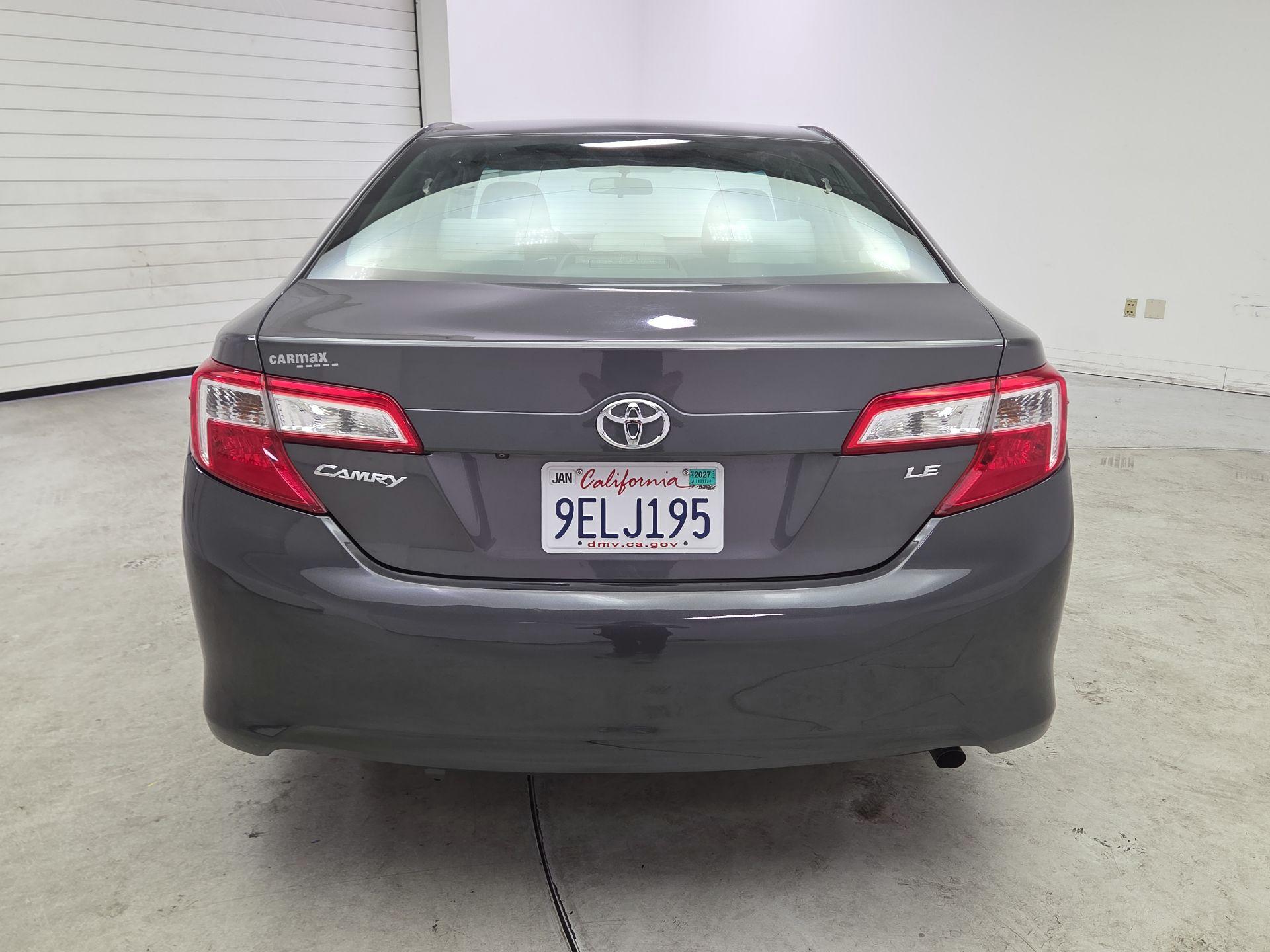 Thumbnail: 2014 Toyota Camry - 6