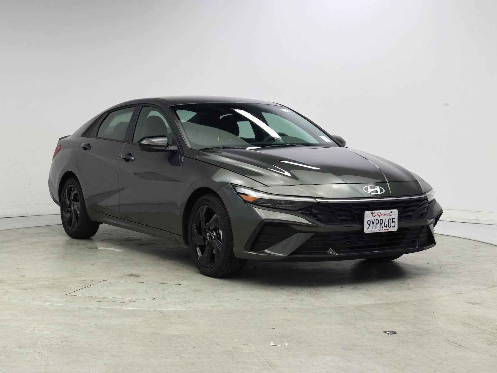 2026 Hyundai Elantra SEL Sport - Photo 2