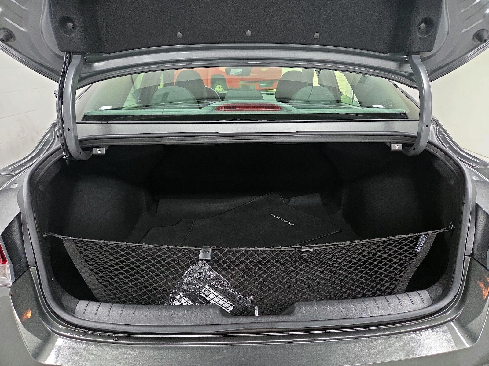 2026 Hyundai Elantra SEL Sport - Photo 17