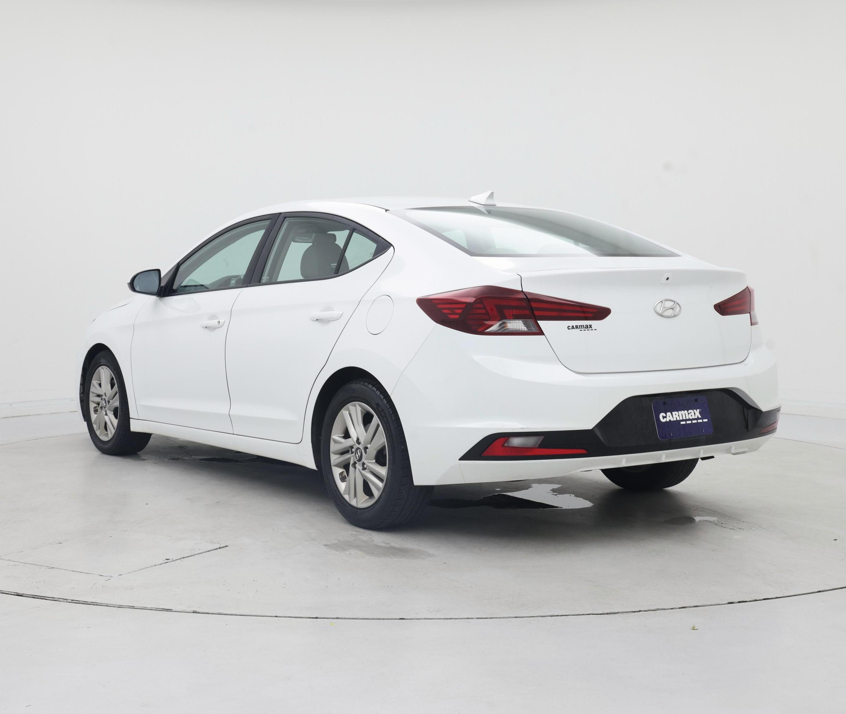 Thumbnail: 2019 Hyundai Elantra - 2