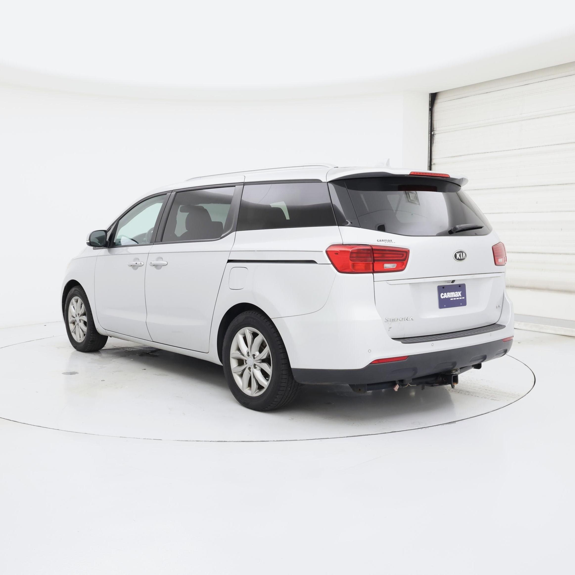 Thumbnail: 2020 Kia Sedona - 2
