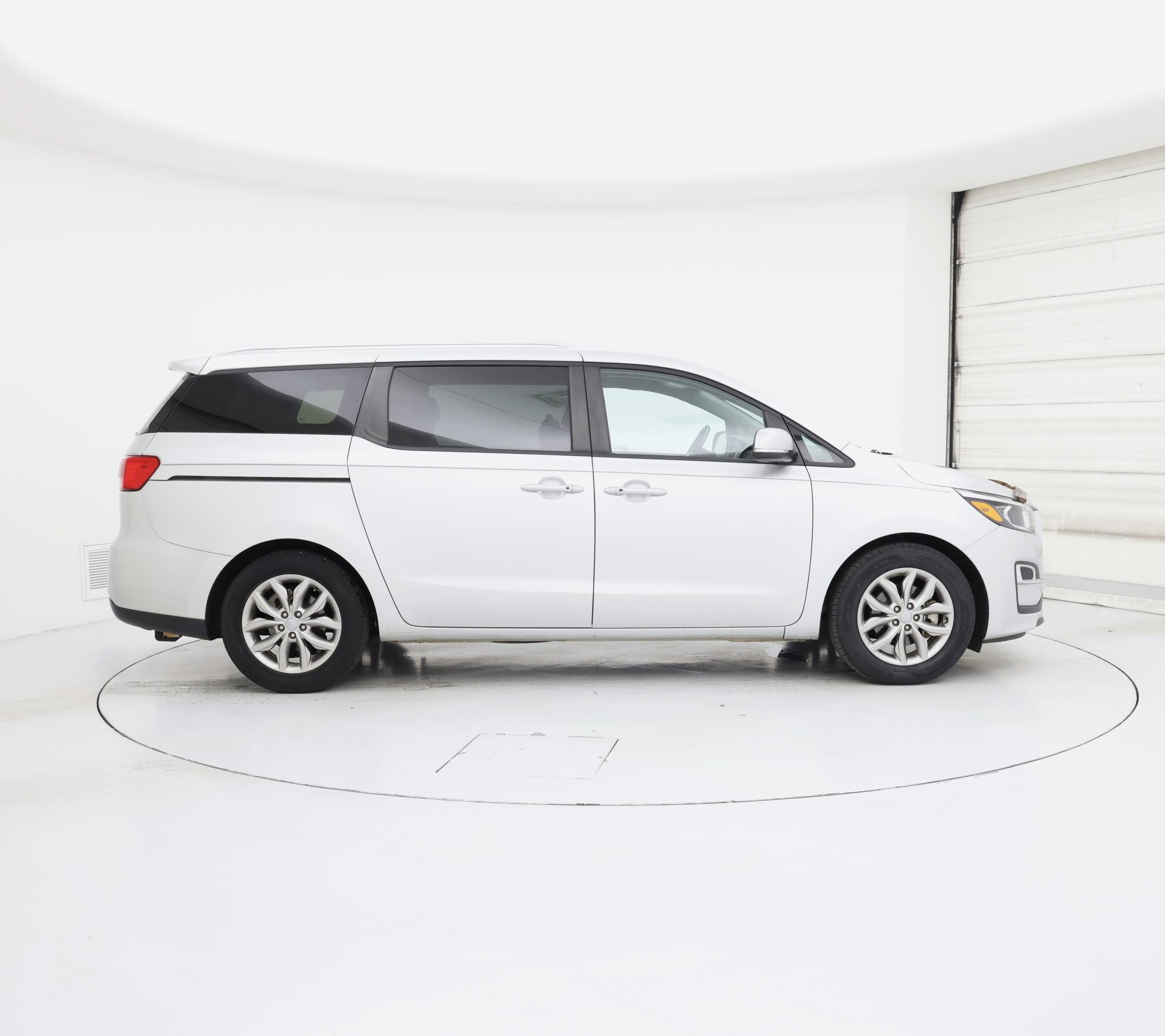 Thumbnail: 2020 Kia Sedona - 7