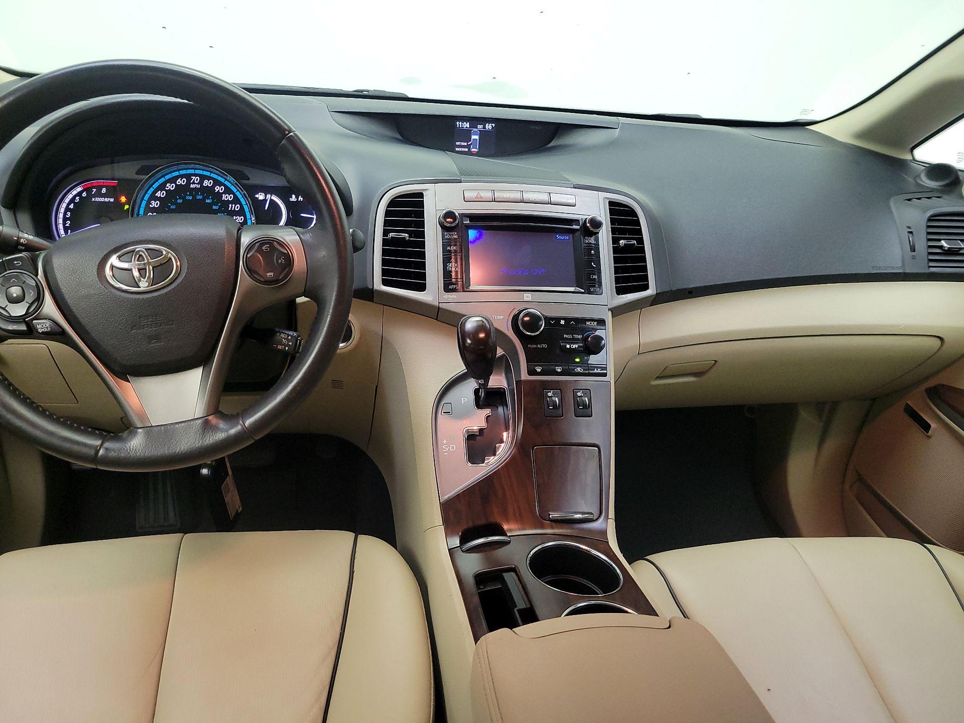 Thumbnail: 2014 Toyota Venza - 9