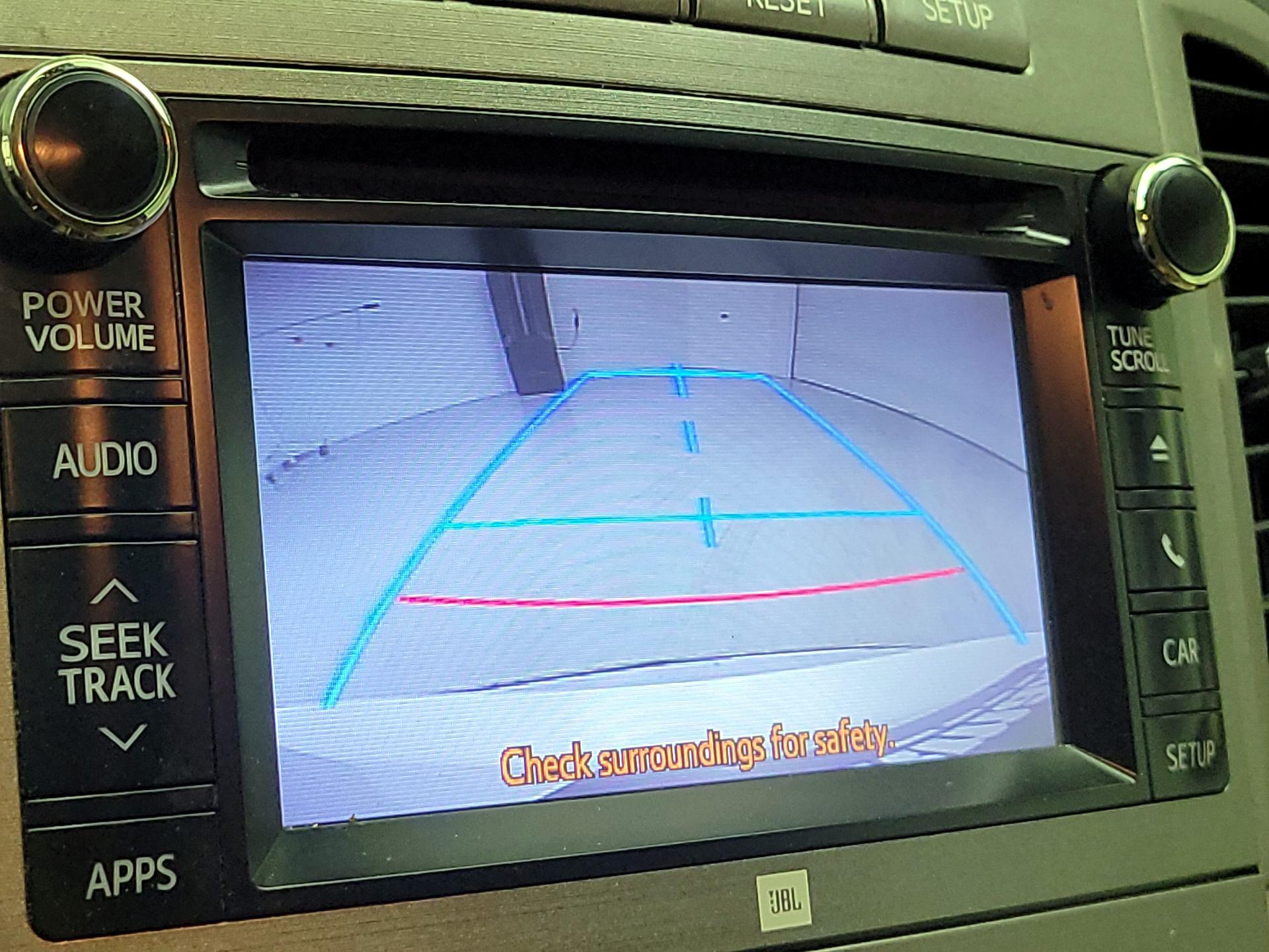 Thumbnail: 2014 Toyota Venza - 14