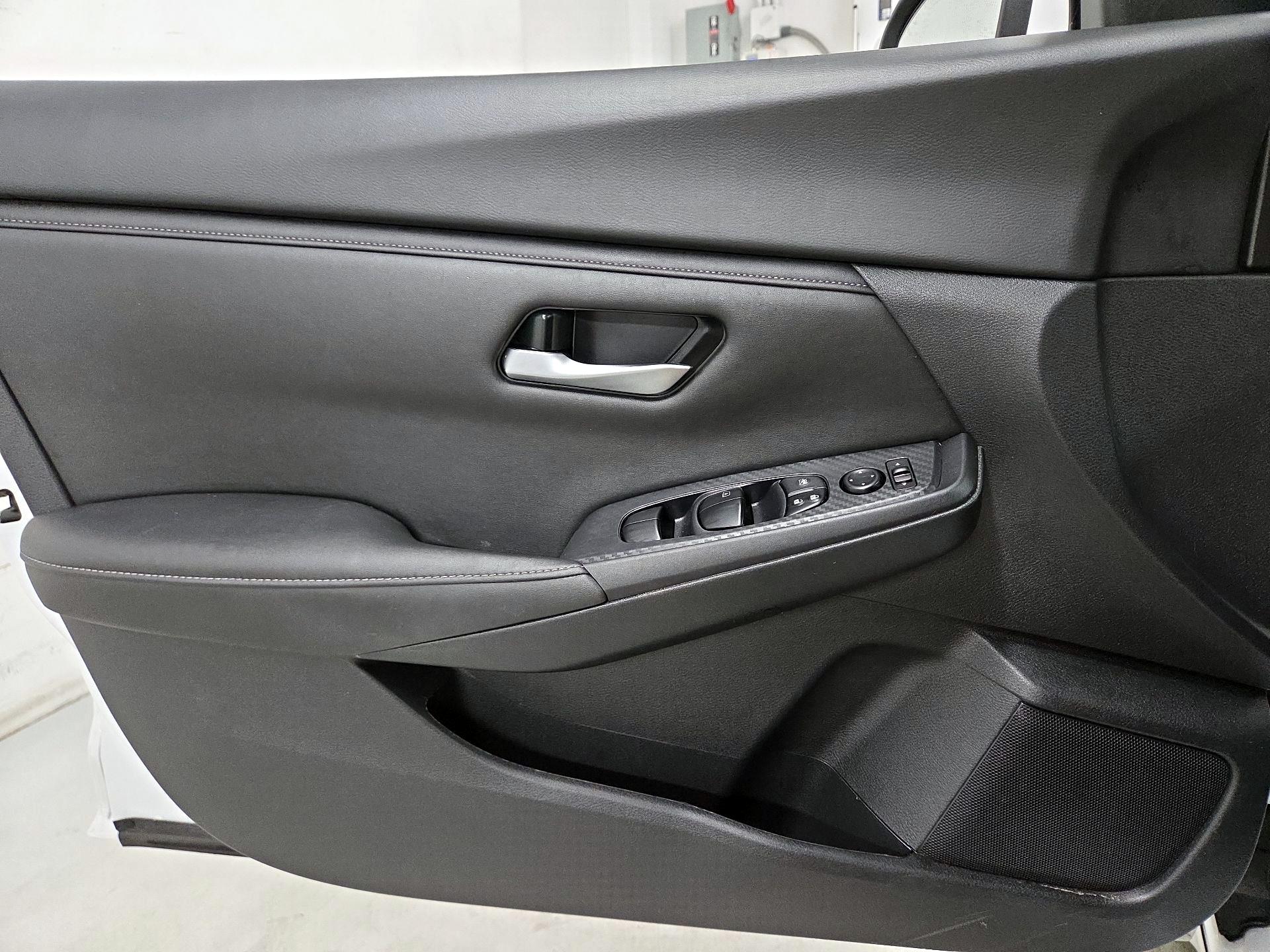 Thumbnail: 2024 Nissan Sentra - 10