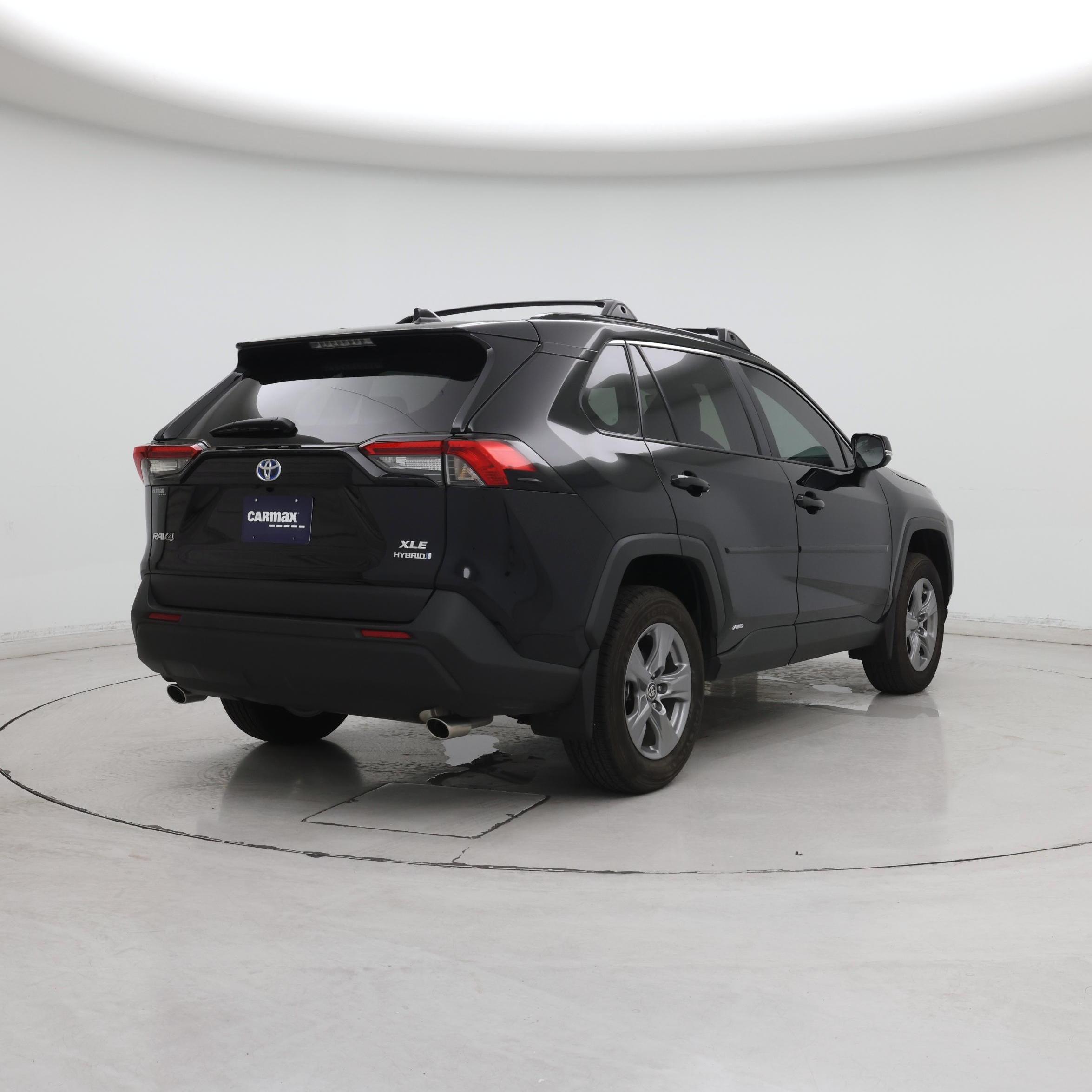 Thumbnail: 2023 Toyota RAV4 - 8