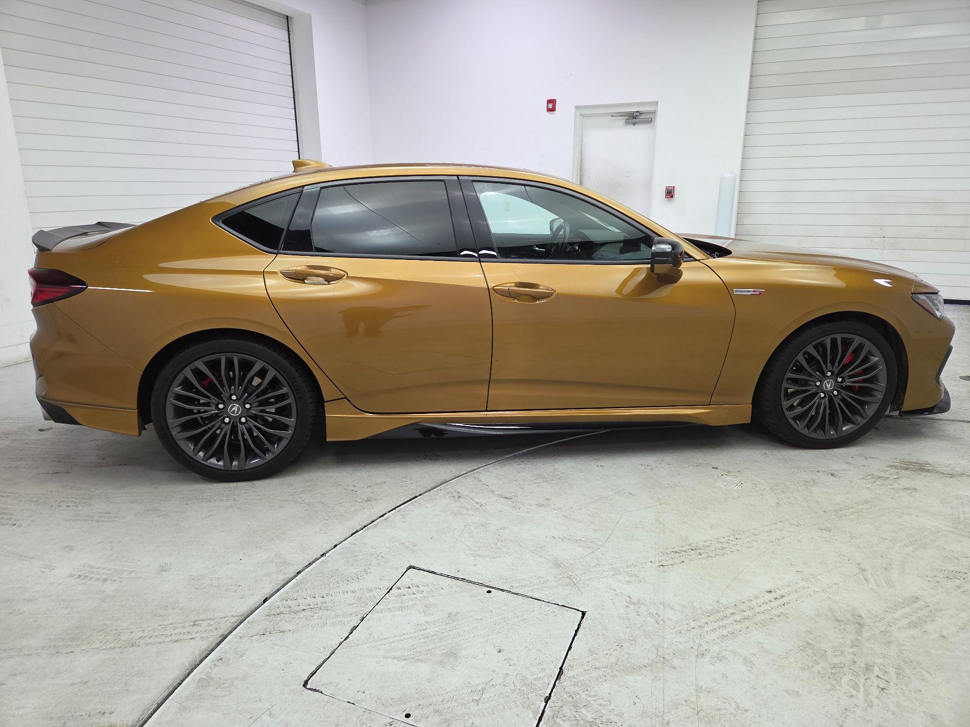 Thumbnail: 2021 Acura TLX - 4