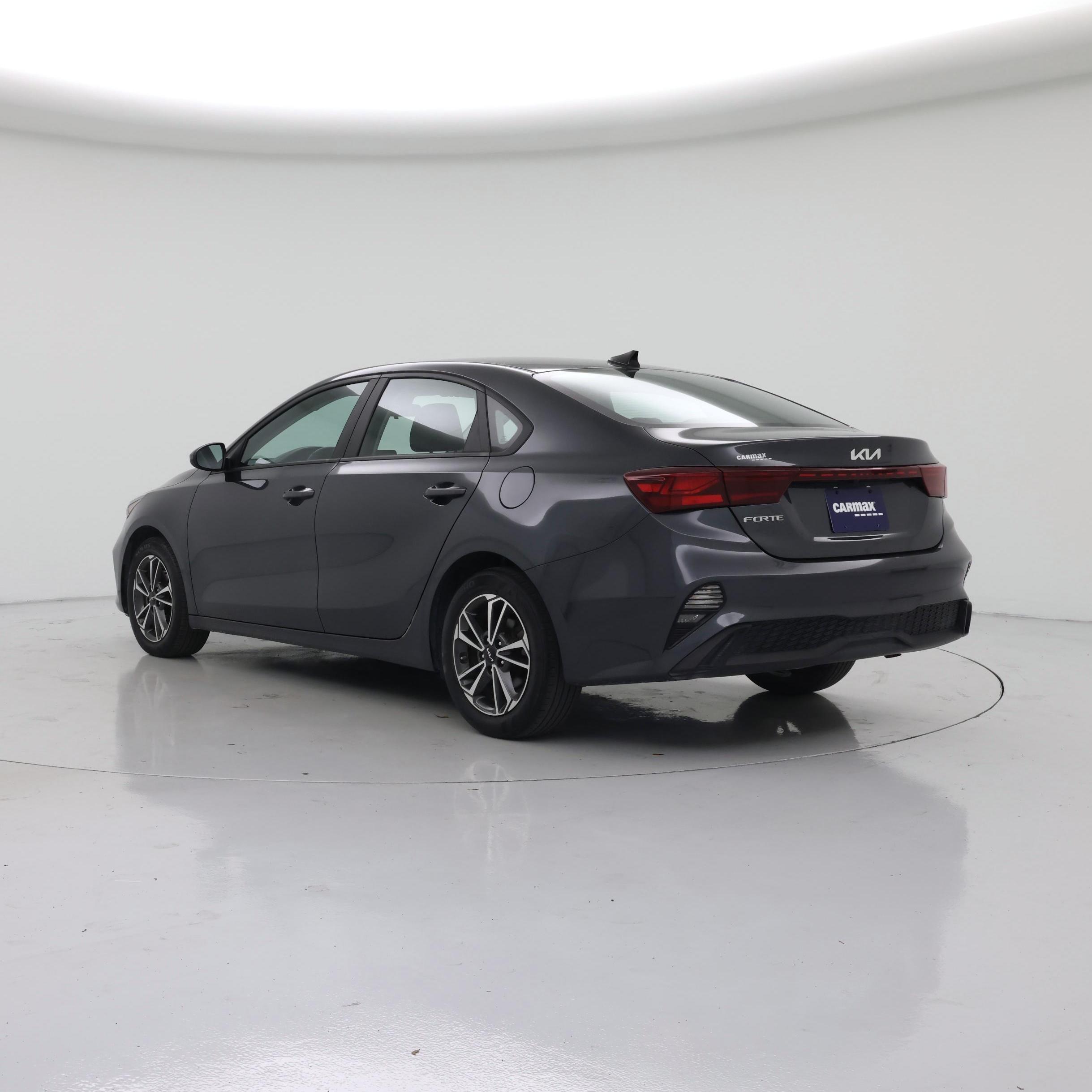 Thumbnail: 2023 Kia Forte - 2