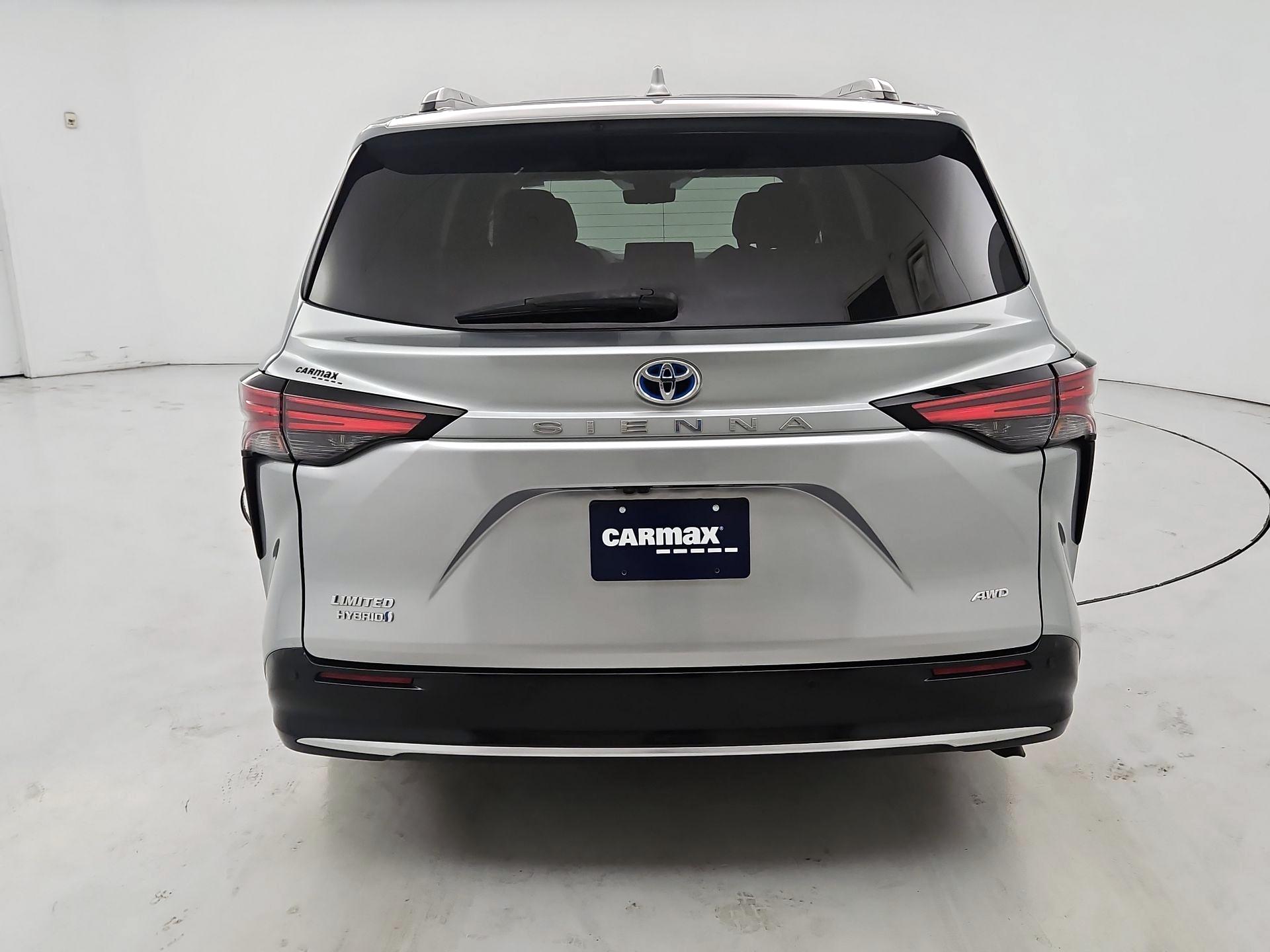 Thumbnail: 2022 Toyota Sienna - 6
