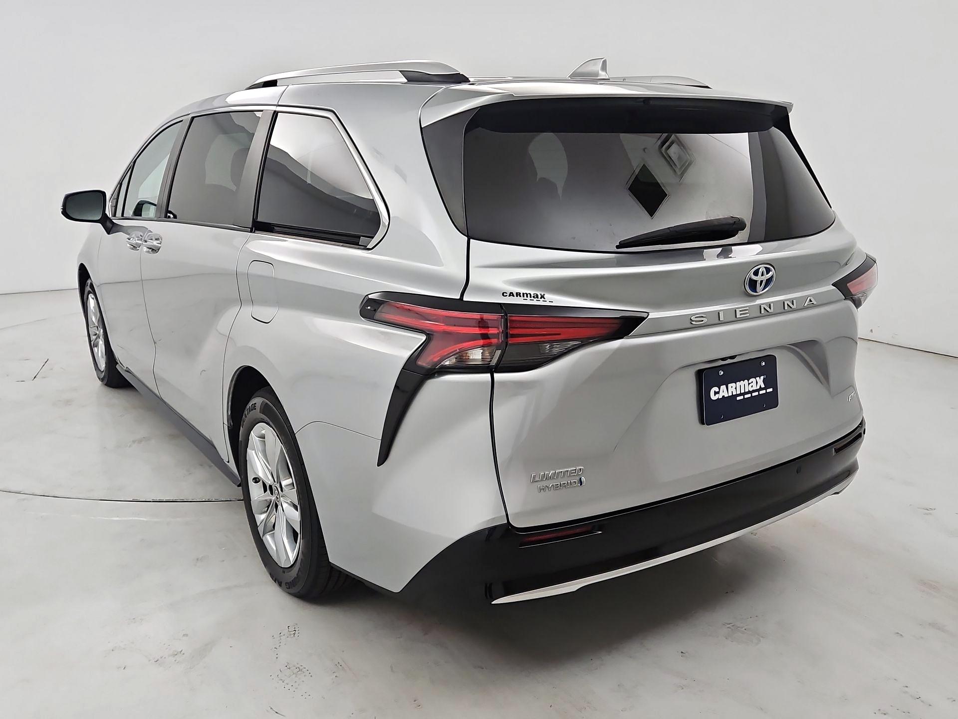 Thumbnail: 2022 Toyota Sienna - 7