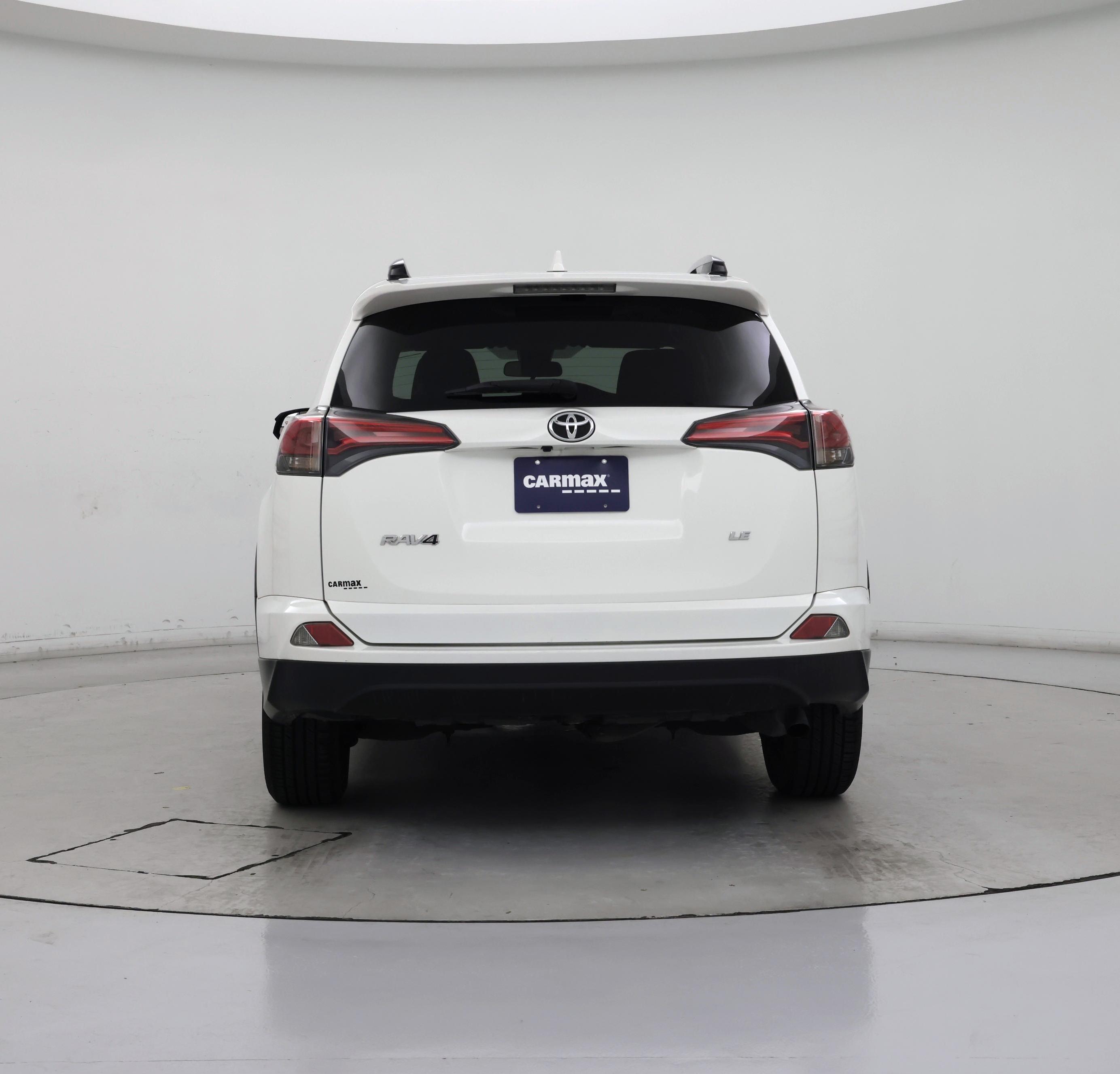 Thumbnail: 2017 Toyota RAV4 - 6