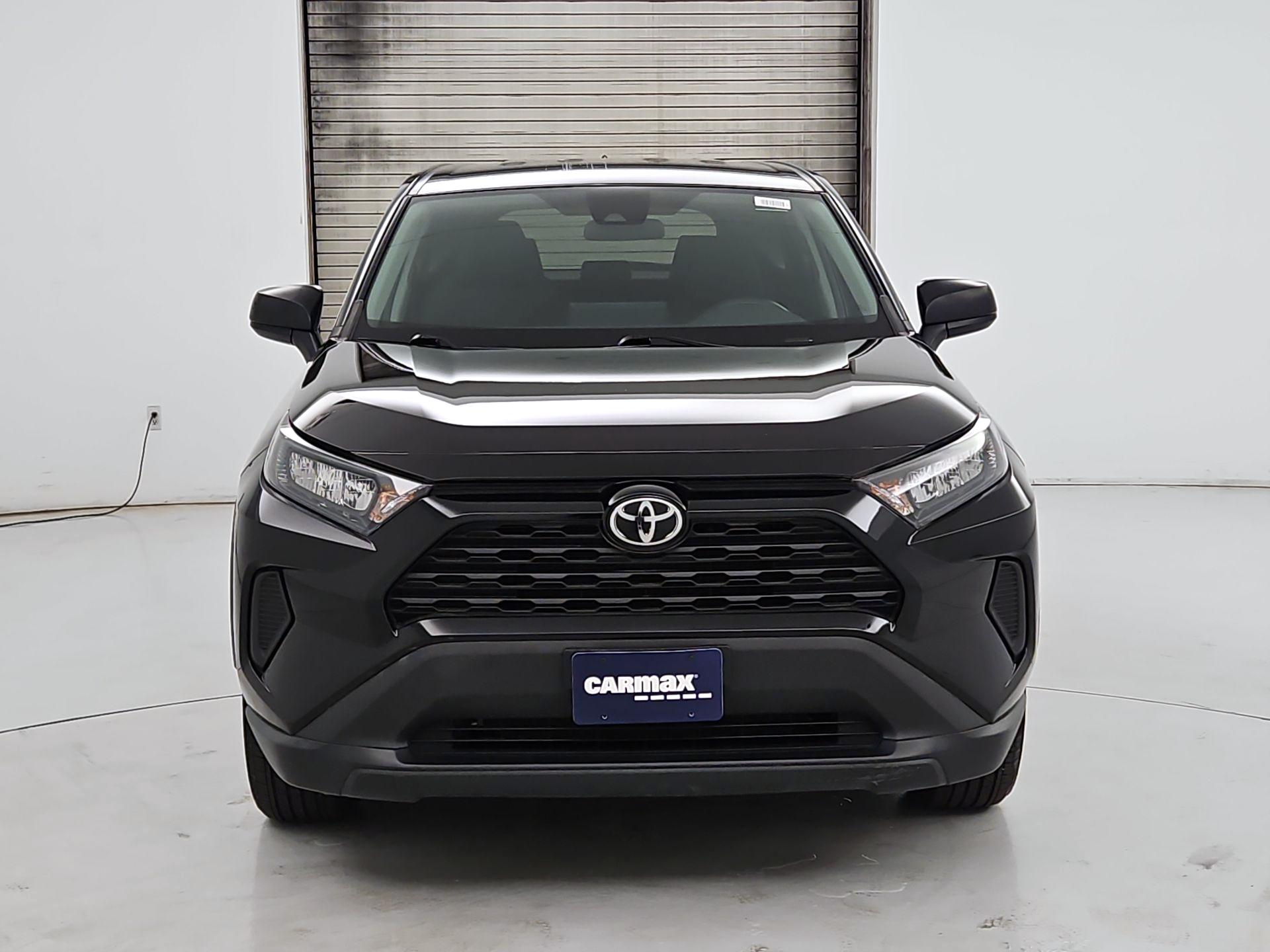 Thumbnail: 2022 Toyota RAV4 - 2